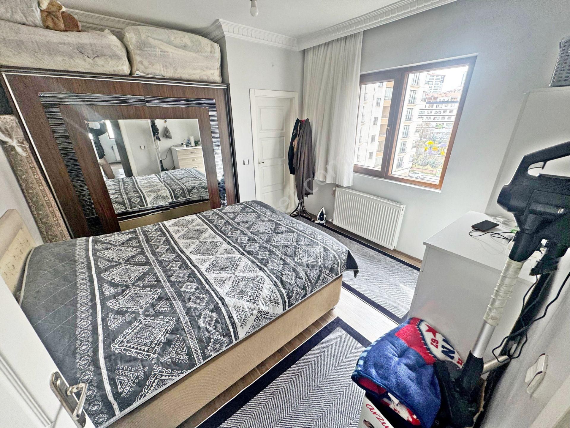 Gold Emlaktan Seval Caddesi Üzeri Teras Balkonlu Krediye Uygun 3+1 Satılık Daire - Görsel 13