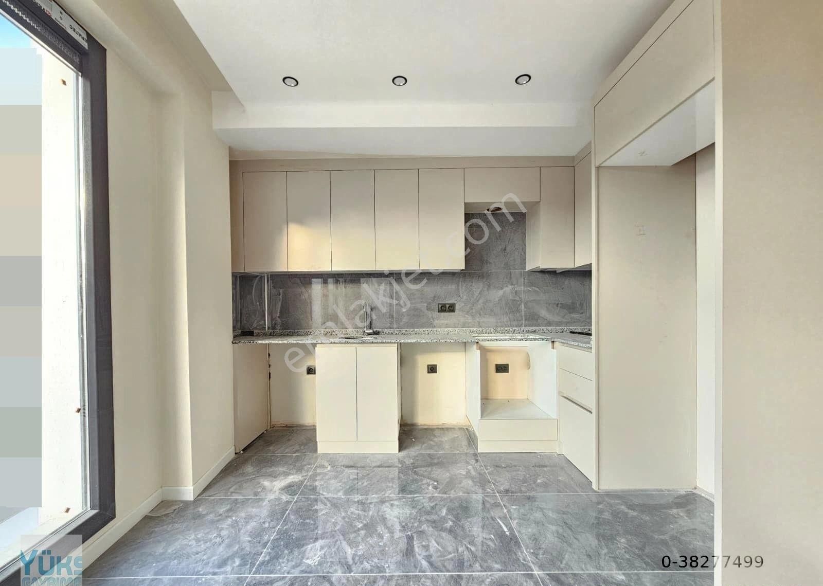 Denizli İlbade De 2+1 120 M2 Caddeye Yakın Acil Satılık Daire