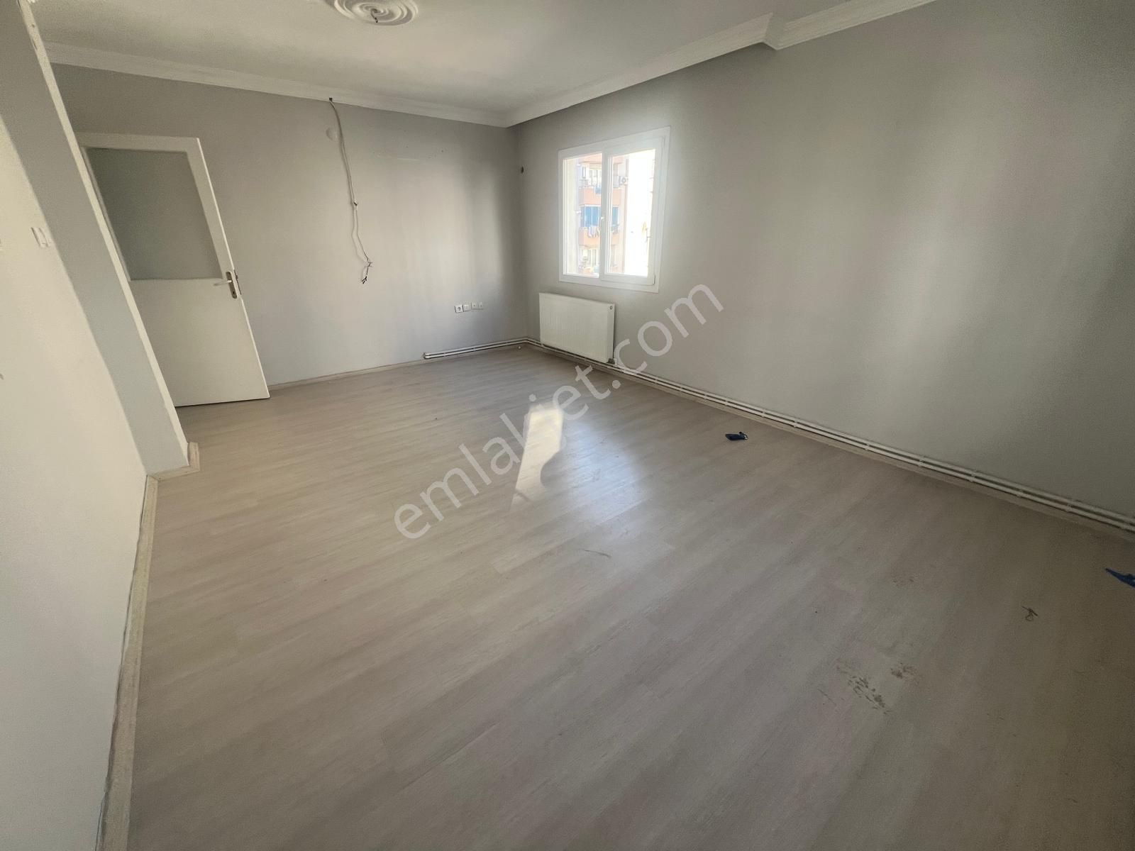 Buca Parisa'dan K.doğum Hastanesi Yeni Metro Yakını Ara Kat Doğalgazlı 3+1 - Görsel 10