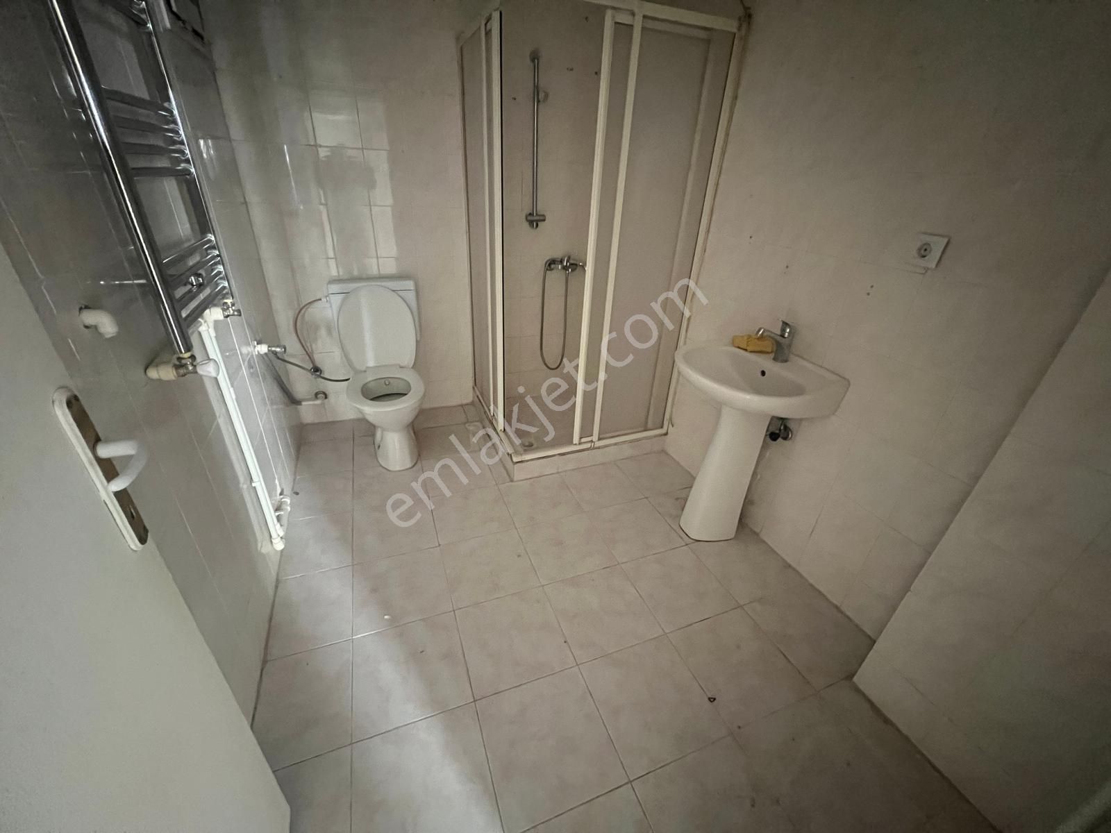 Buca Parisa'dan K.doğum Hastanesi Yeni Metro Yakını Ara Kat Doğalgazlı 3+1 - Görsel 15