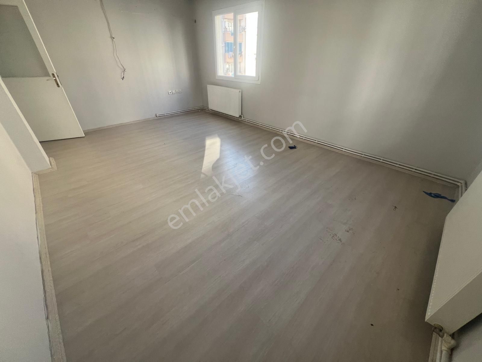 Buca Parisa'dan K.doğum Hastanesi Yeni Metro Yakını Ara Kat Doğalgazlı 3+1 - Görsel 6