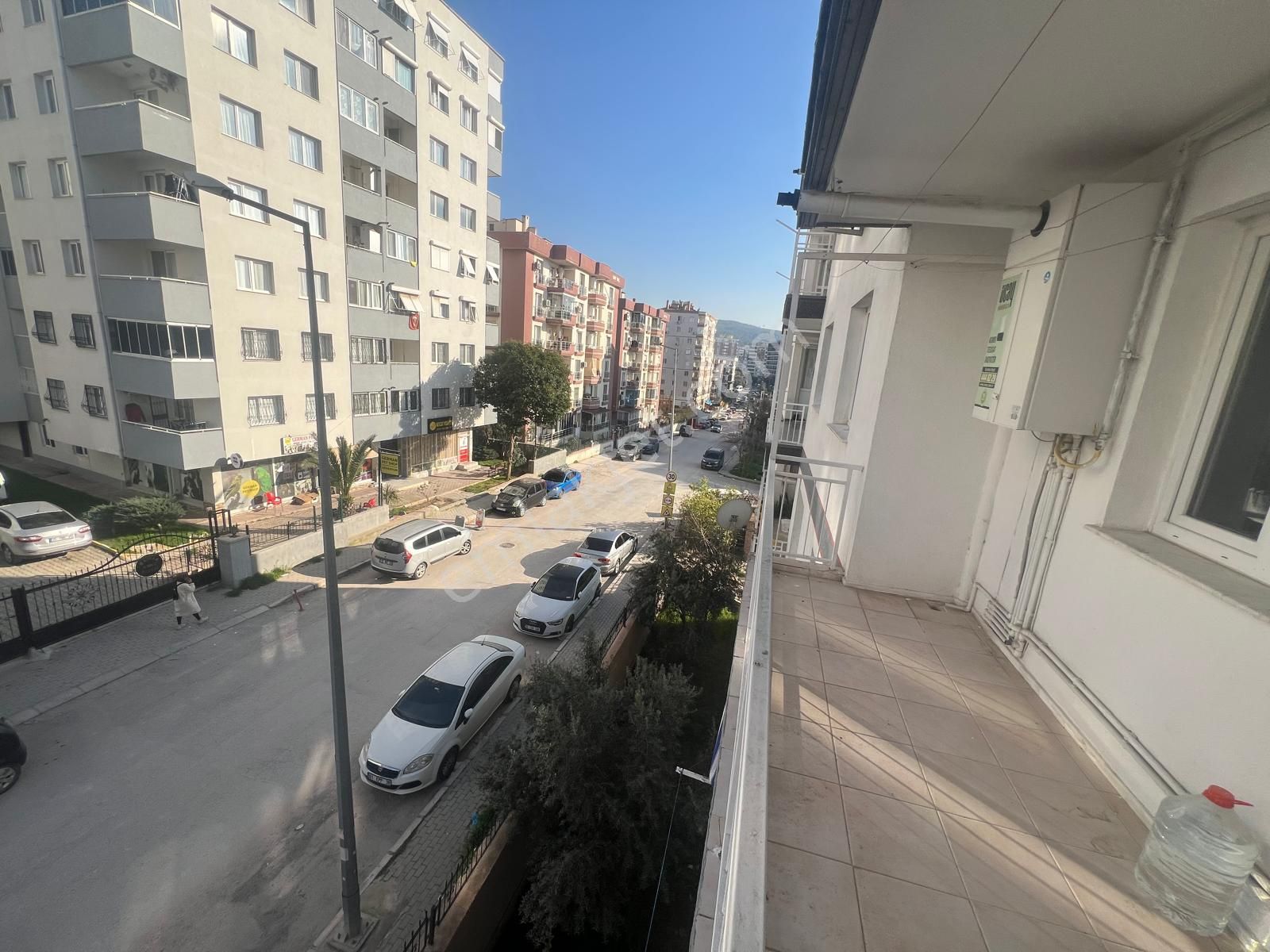 Buca Parisa'dan K.doğum Hastanesi Yeni Metro Yakını Ara Kat Doğalgazlı 3+1 - Görsel 21