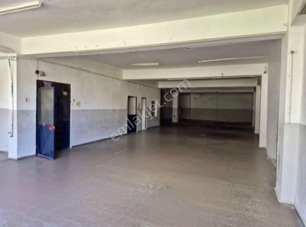 Molla Team'den Bayrampaşa Terazidere'de 540 M2 Kiralık Atölye - Görsel 17