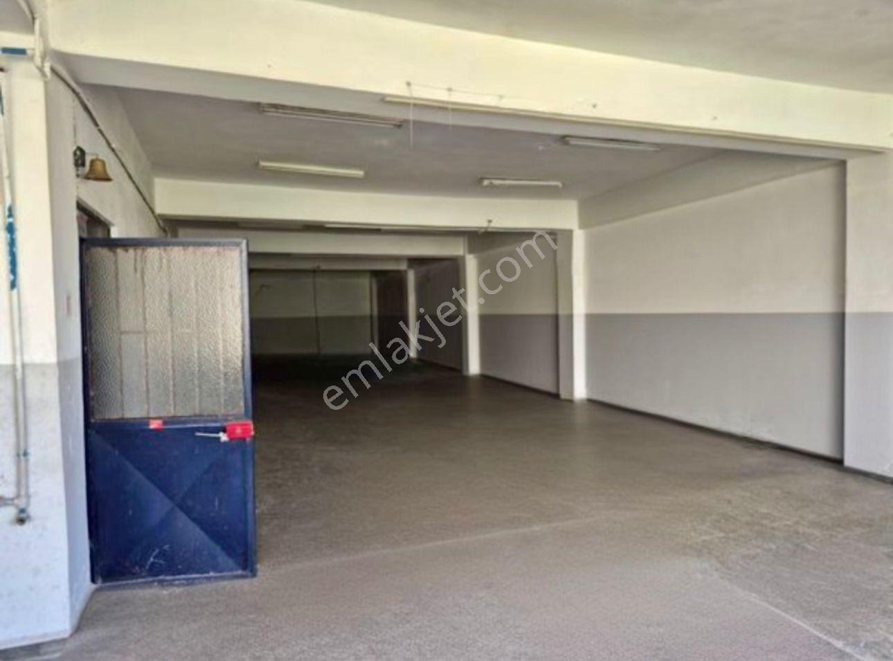 Molla Team'den Bayrampaşa Terazidere'de 540 M2 Kiralık Atölye - Görsel 16