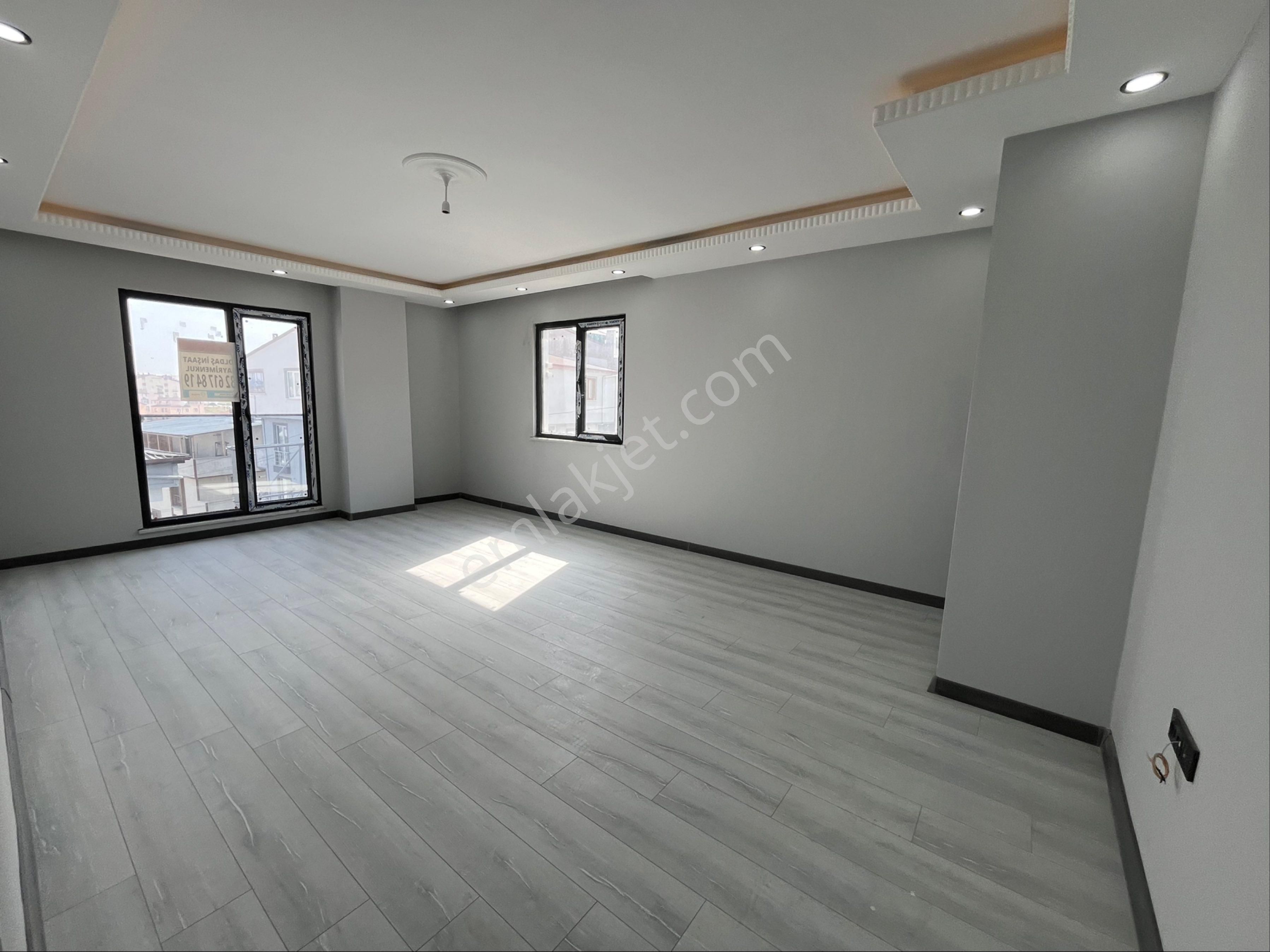 Satılık Dubleks 4 + 180 Metre² İskanlı Güney Cepheli - Görsel 3