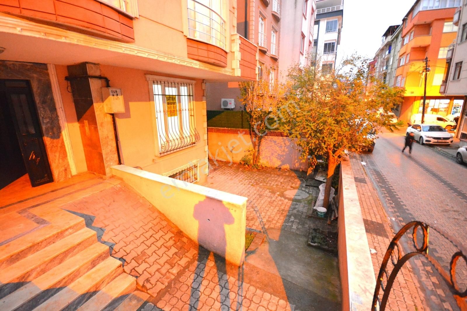 Satılık Ters Dubleks 2+1 İskanlı 90 M2 Konumu Güzel Diş Hastanes - Görsel 7