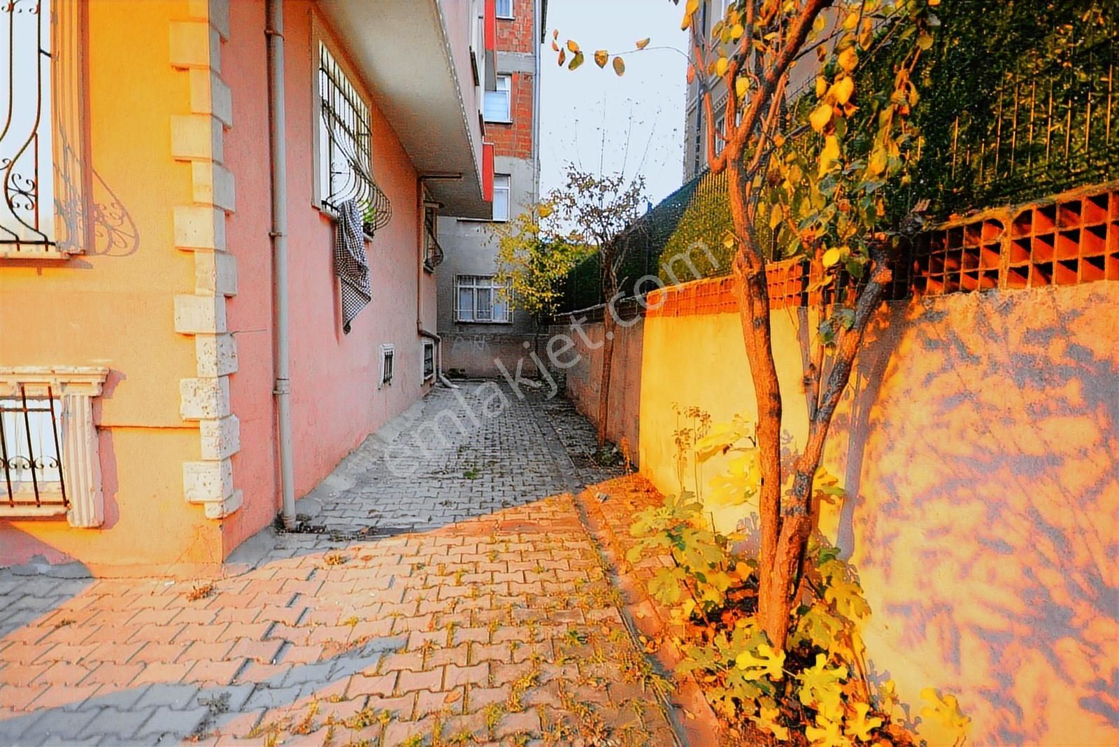 Satılık Ters Dubleks 2+1 İskanlı 90 M2 Konumu Güzel Diş Hastanes - Görsel 17