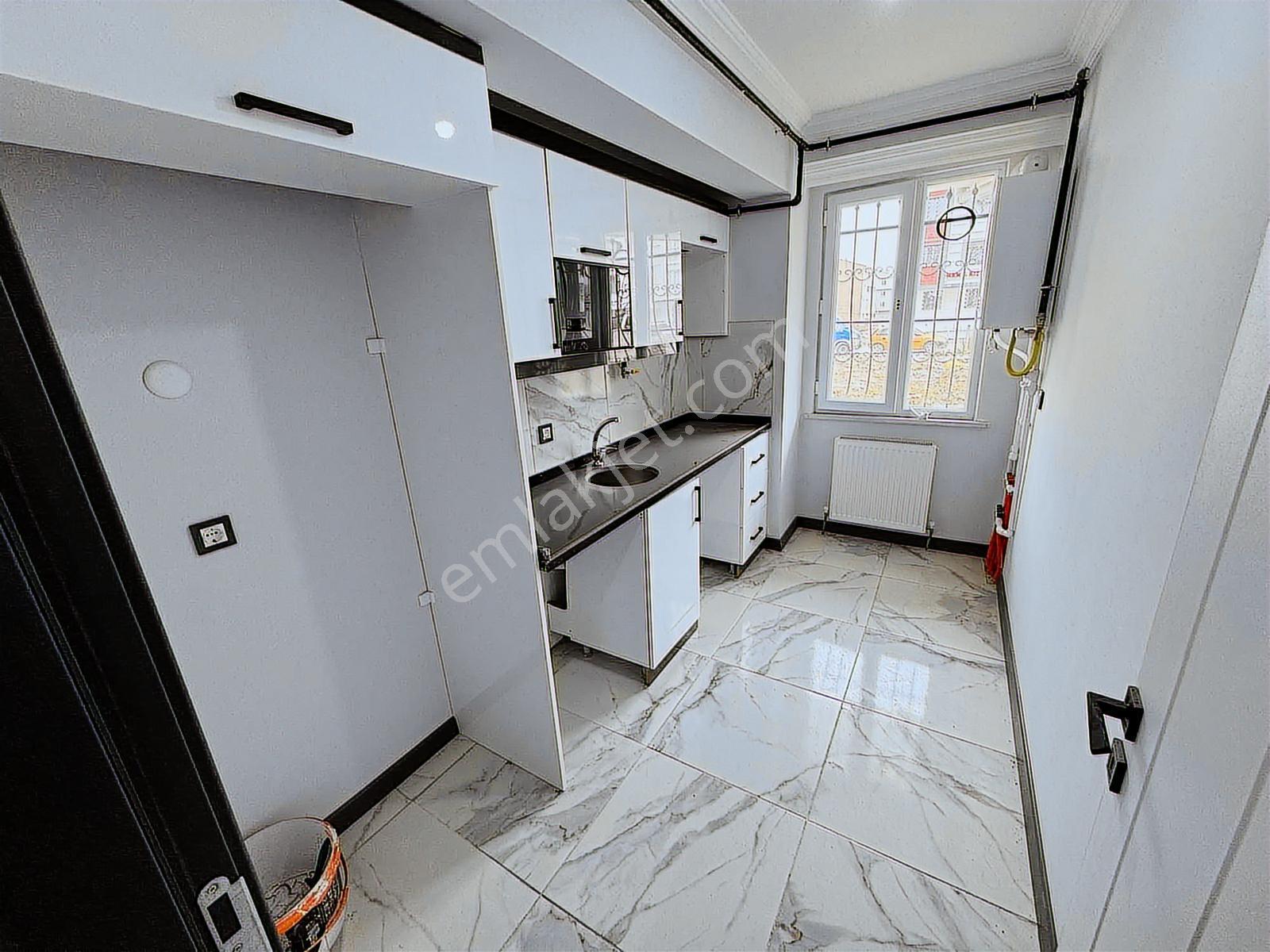 Adnan Menderes Mah Merkezinde Sıfır 2+1 Satılık Giriş Kombili - Görsel 16