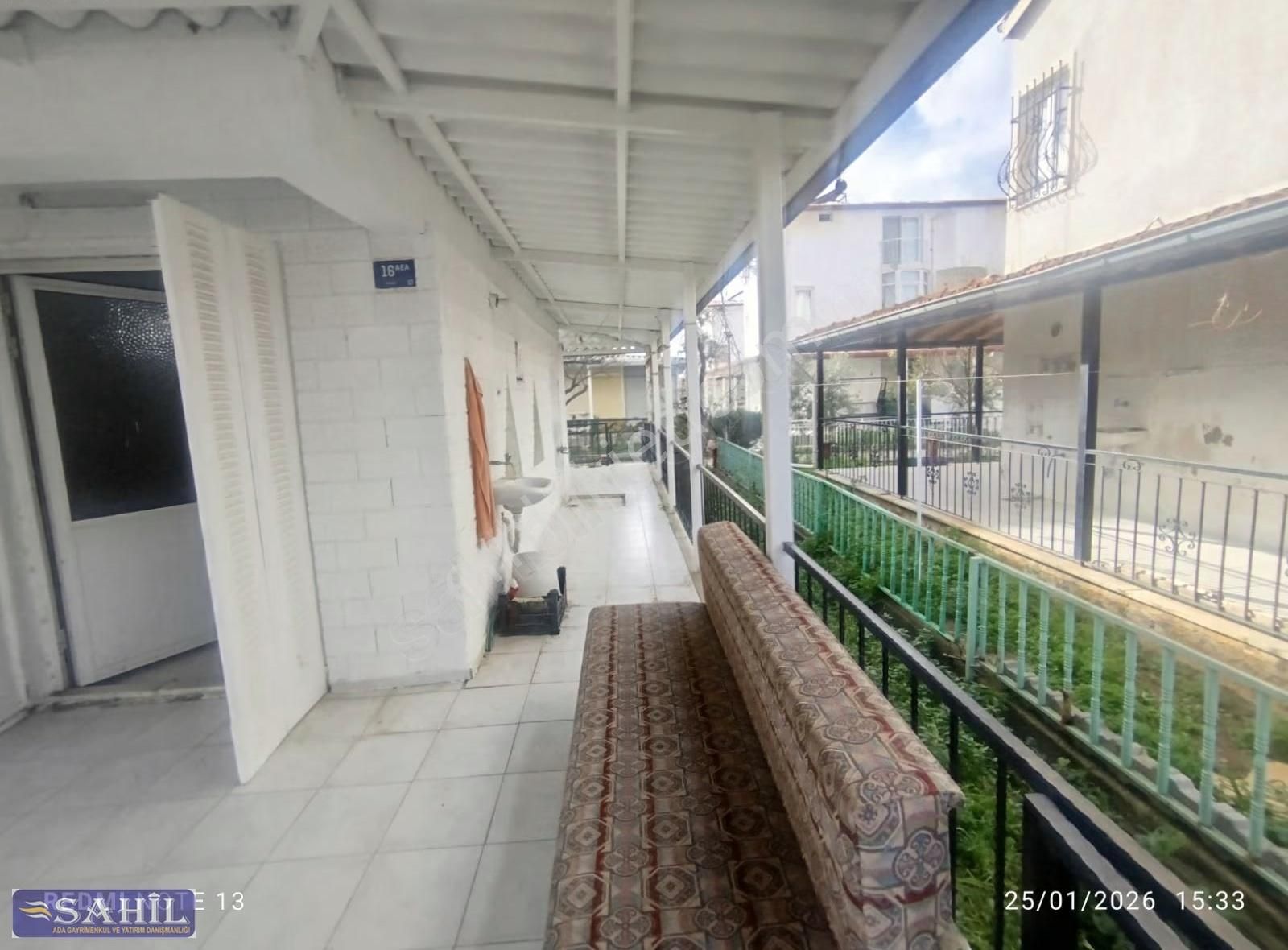Kuşadası Güzelçamlı Bahçeli 3 Katlı Satılık Müstakil Ev - Görsel 16