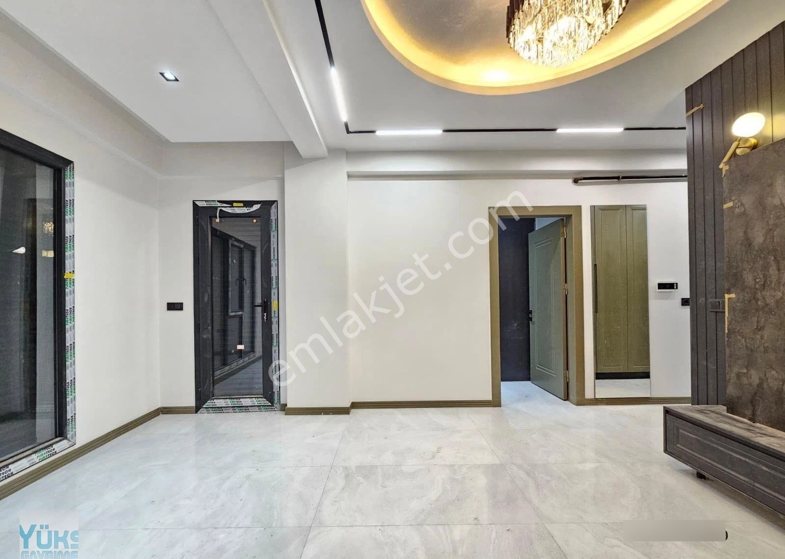 Denizli Albayrak Meydanına Yakın 2+1 Ebeveyn Banyolu Giyinme Odalı Lüks Daire - Görsel 2