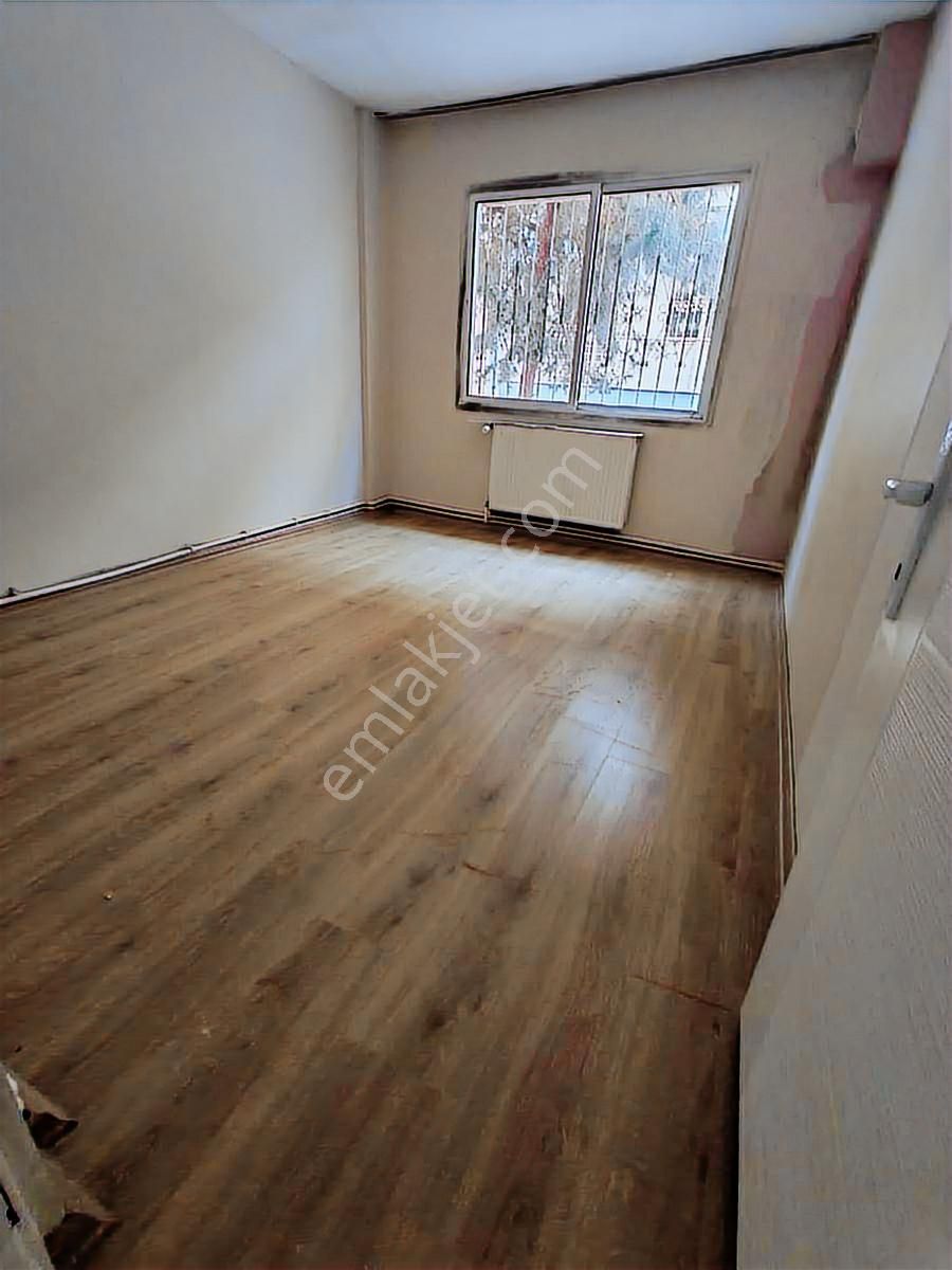 Buca Atatürk Mah. Doğalgazlı Kapalı Mutfak Kiralık 2+1 Daire - Görsel 9