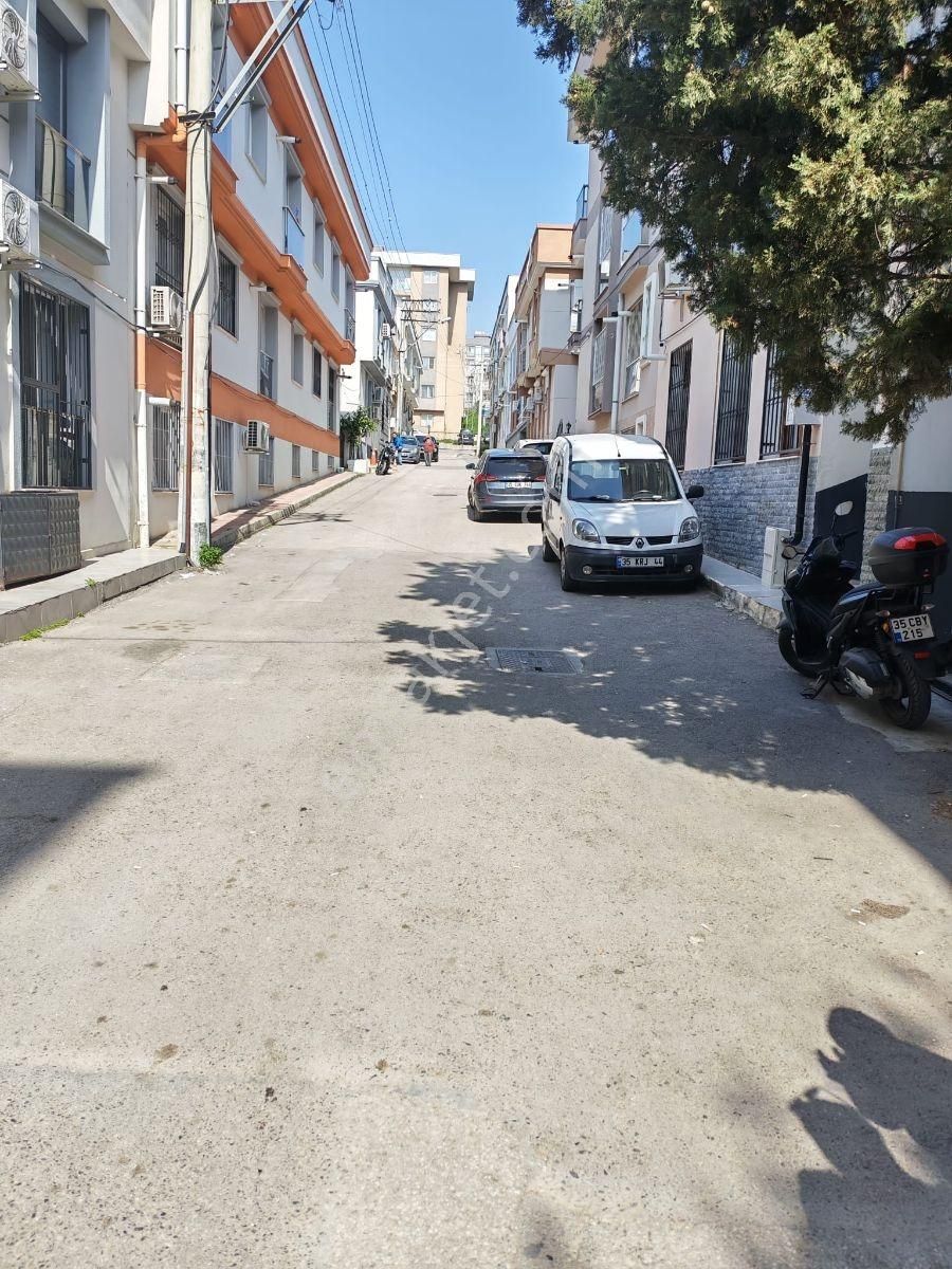 Buca Atatürk Mah. Doğalgazlı Kapalı Mutfak Kiralık 2+1 Daire - Görsel 2