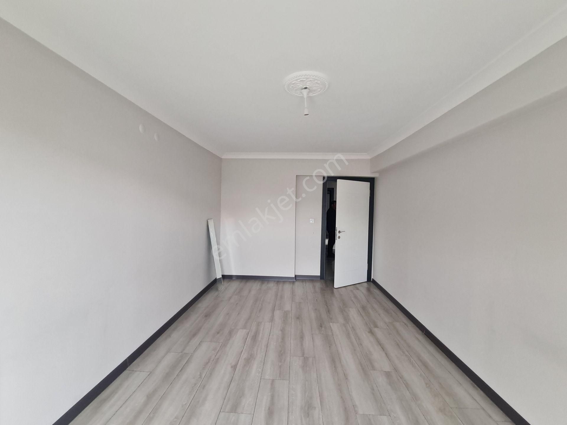 Geniş Mutfak & Teras Balkonlu 155m² 2-banyolu Kök Tapu Kilerli - Görsel 12