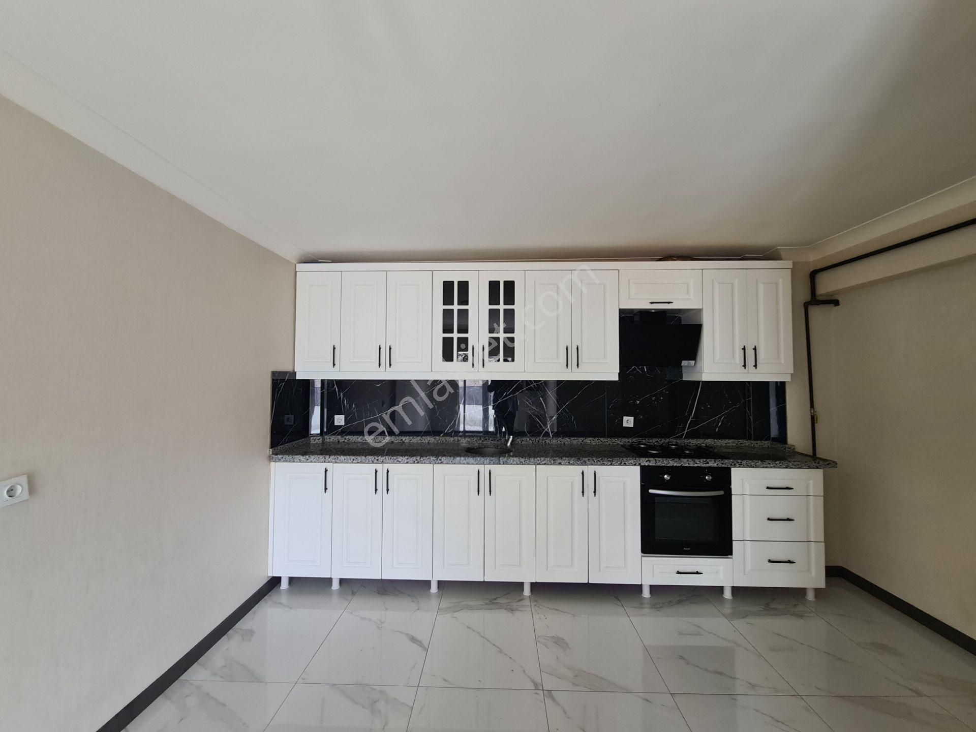 Geniş Mutfak & Teras Balkonlu 155m² 2-banyolu Kök Tapu Kilerli - Görsel 4