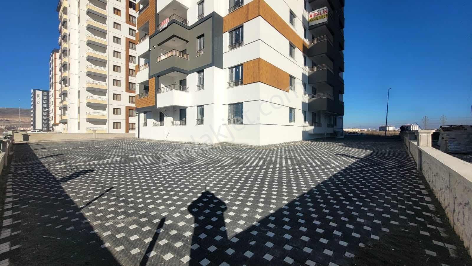 Megalıfe'den Şehir Hastanesi Karşısı Lüks 2+1 Kiralık Daire - Görsel 2