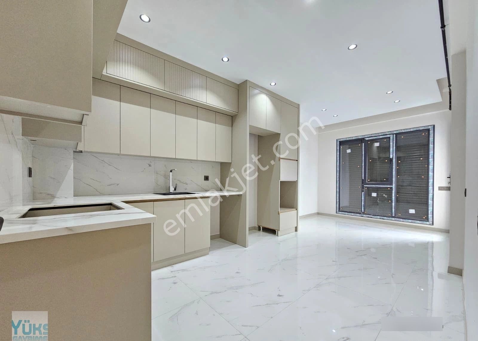 Denizli Bereketli Mahallesinde 2+1 130 M2 Panjurlu Ebeveyn Banyolu Lüks Daireler - Görsel 24