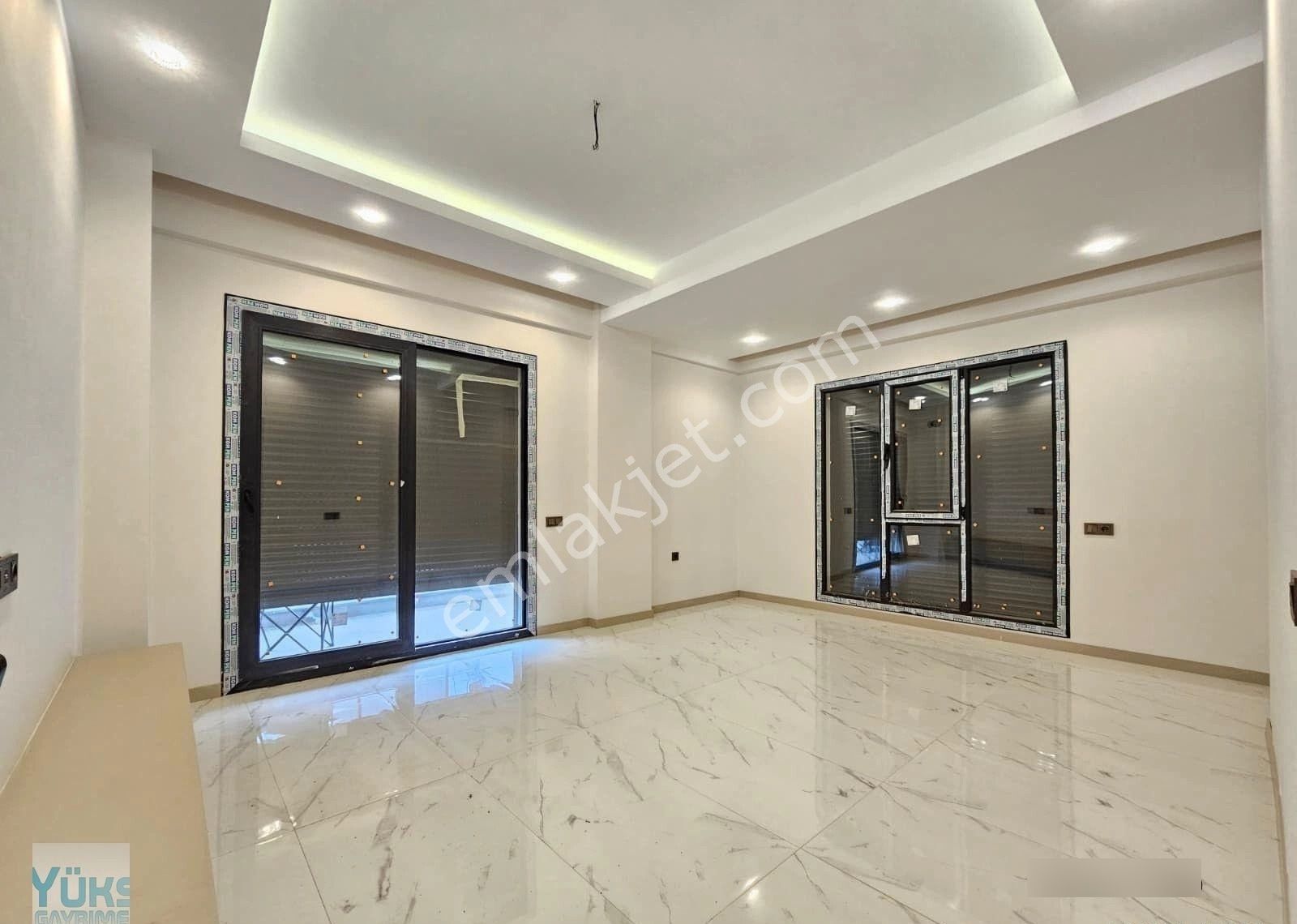 Denizli Bereketli Mahallesinde 2+1 130 M2 Panjurlu Ebeveyn Banyolu Lüks Daireler - Görsel 2