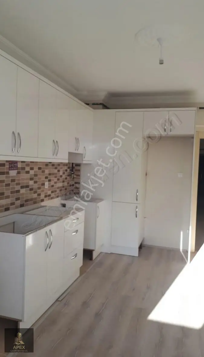 Numune Hastanesi Yakını Asansörlü 5+1 240m2 Dublex Şehir Manzara - Görsel 3