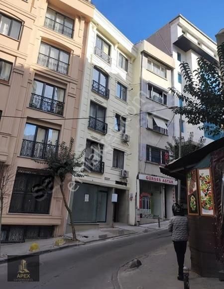 Nişantaşı Rumelivali Konağı Aksında 90 M² Ticari Kullanım