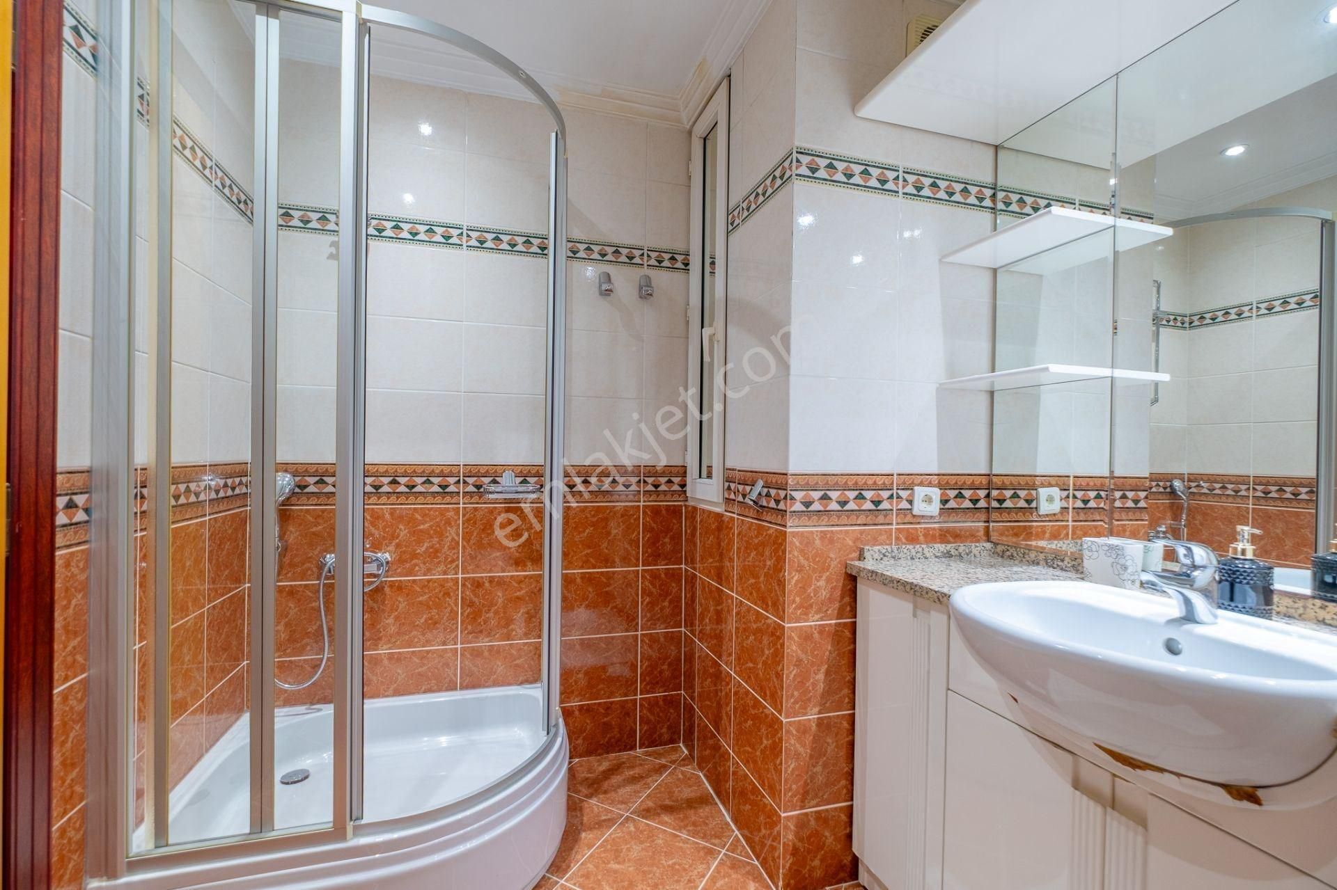 Adakale Bölgesinde Marmaray Yakın 230m² 4+1 Kiralık Daire - Görsel 19