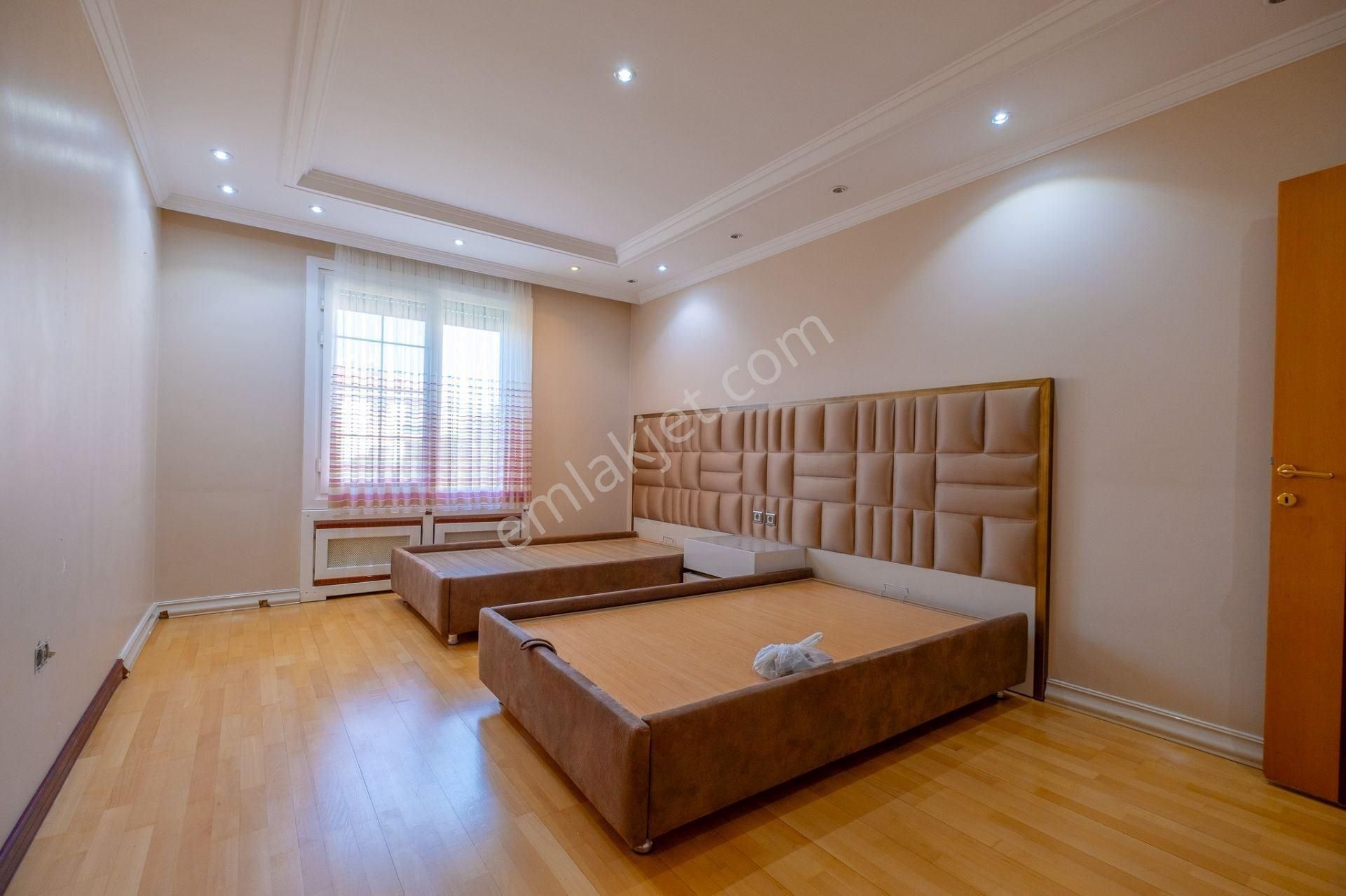 Adakale Bölgesinde Marmaray Yakın 230m² 4+1 Kiralık Daire - Görsel 13