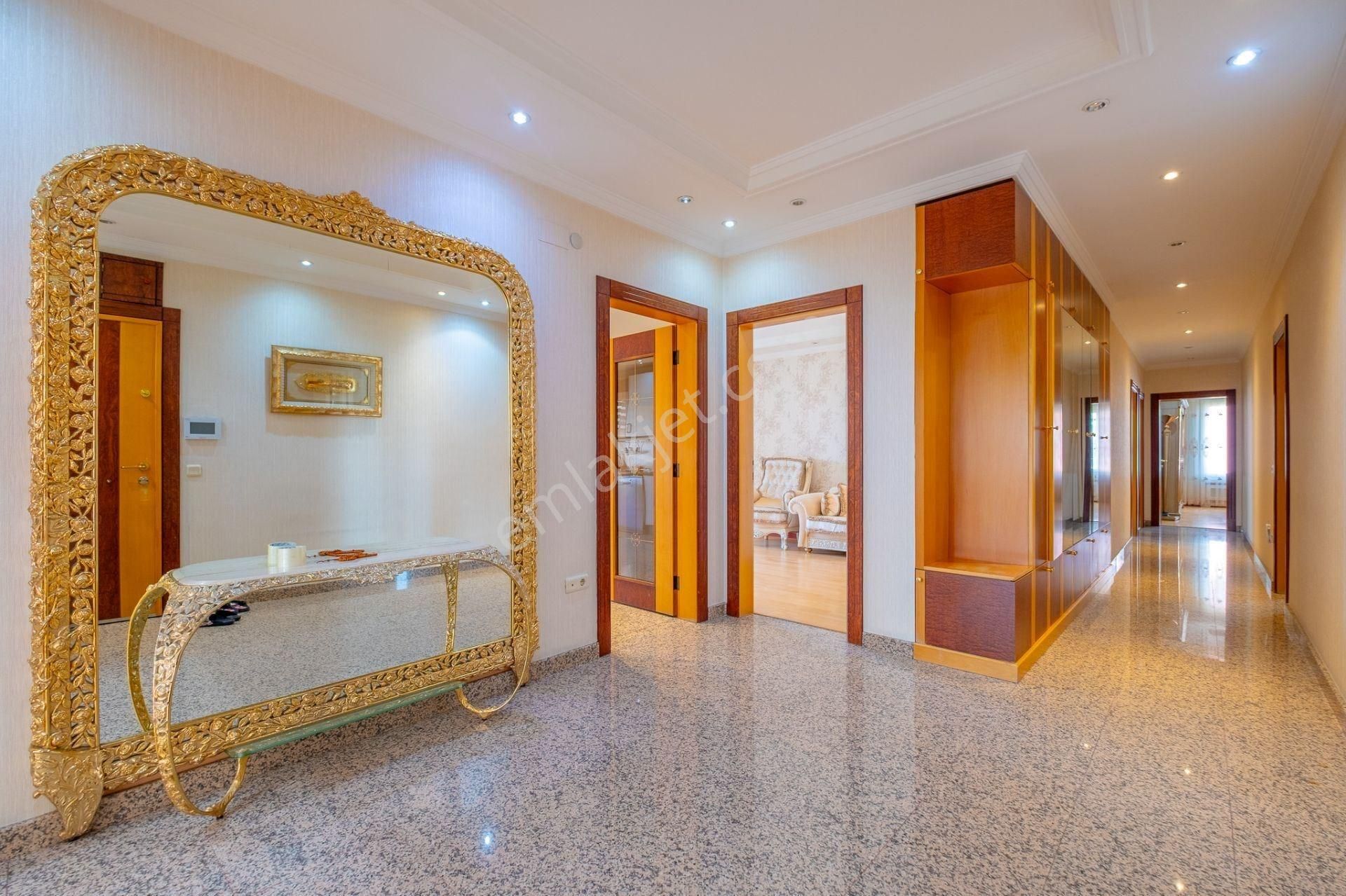 Adakale Bölgesinde Marmaray Yakın 230m² 4+1 Kiralık Daire - Görsel 5
