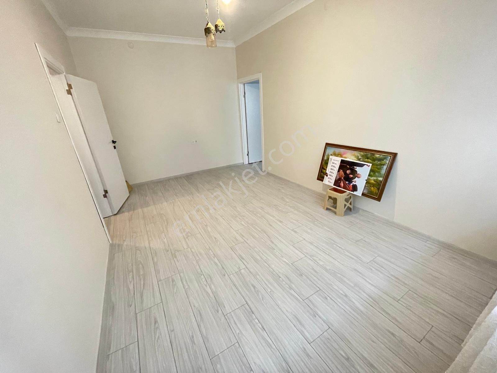 Şehit Hasan Karaca'da Ara Kat Satılık 2+1 Daire - Görsel 4