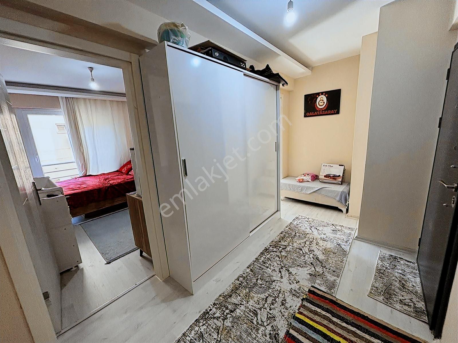 Aydın Merkez Fatih Mahallesi'nde Satılık Otoparklı Asansörlü 2+1 - Görsel 5