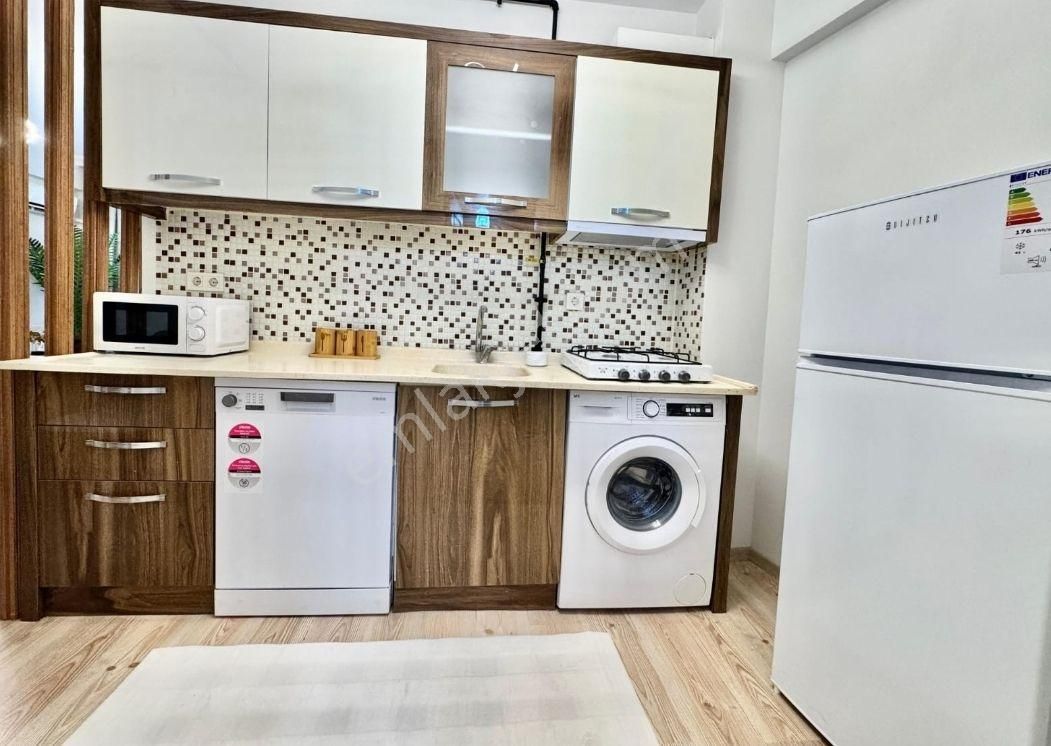 Çıtır Fırın Yanı Geniş 1+1 Balkonlu Suıt Daire - Görsel 4