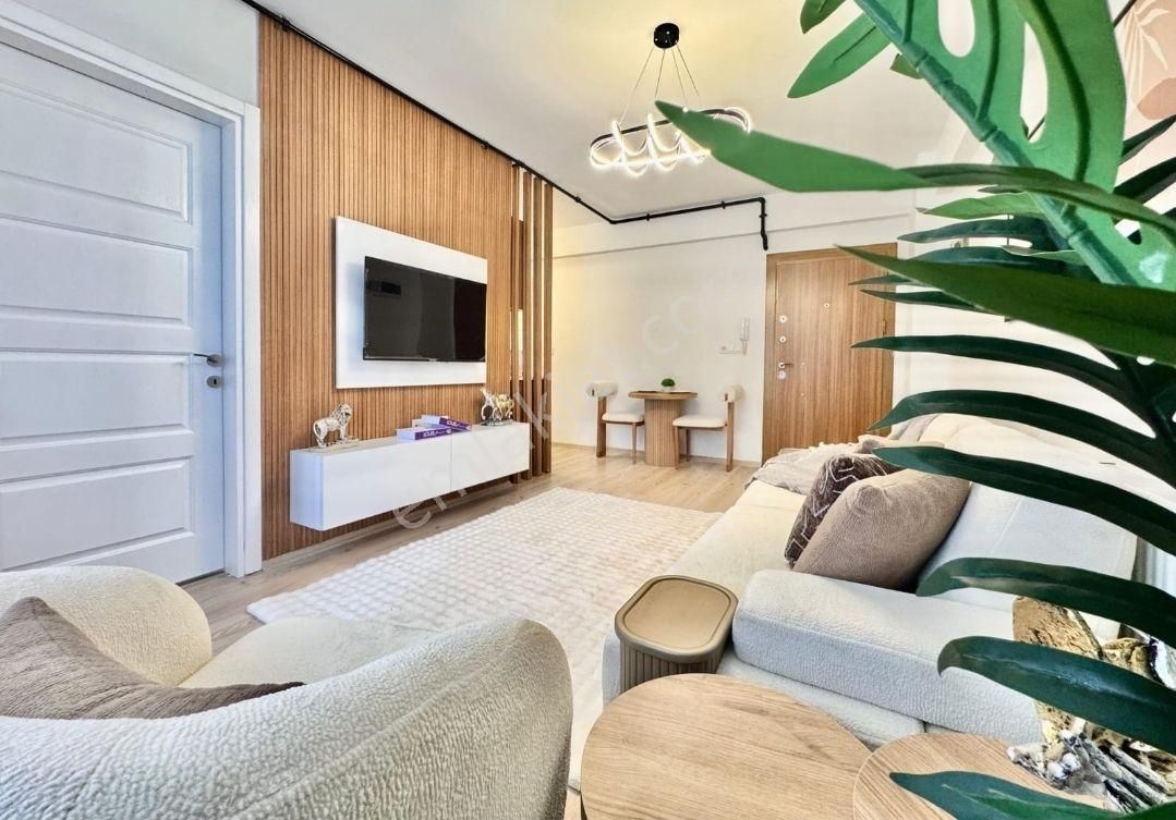 Çıtır Fırın Yanı Geniş 1+1 Balkonlu Suıt Daire - Görsel 6