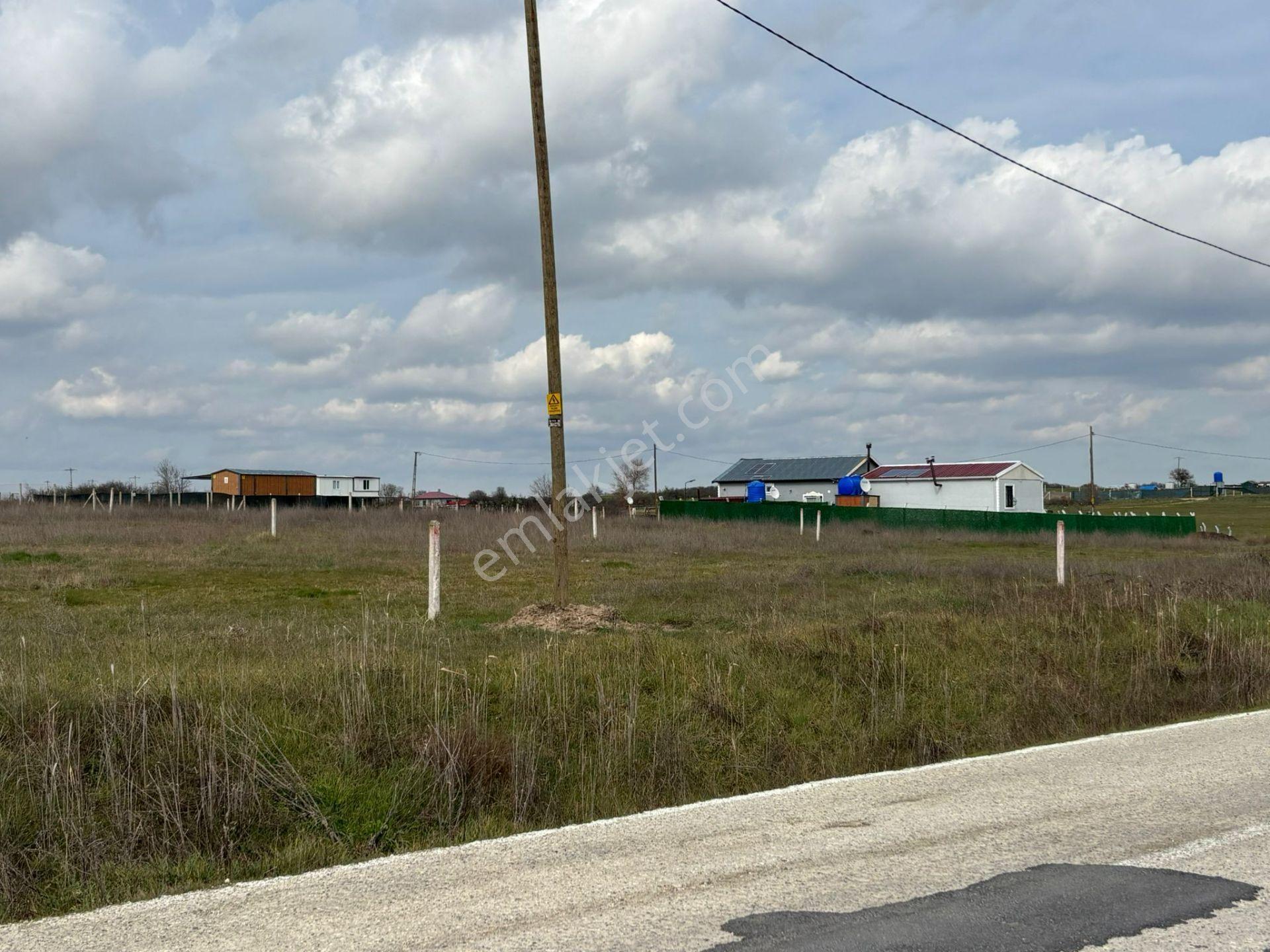 Güven'den Saray'da 300m² İmarlı Tek Tapu Yola Cephe Arsa !!!!!!! - Görsel 30