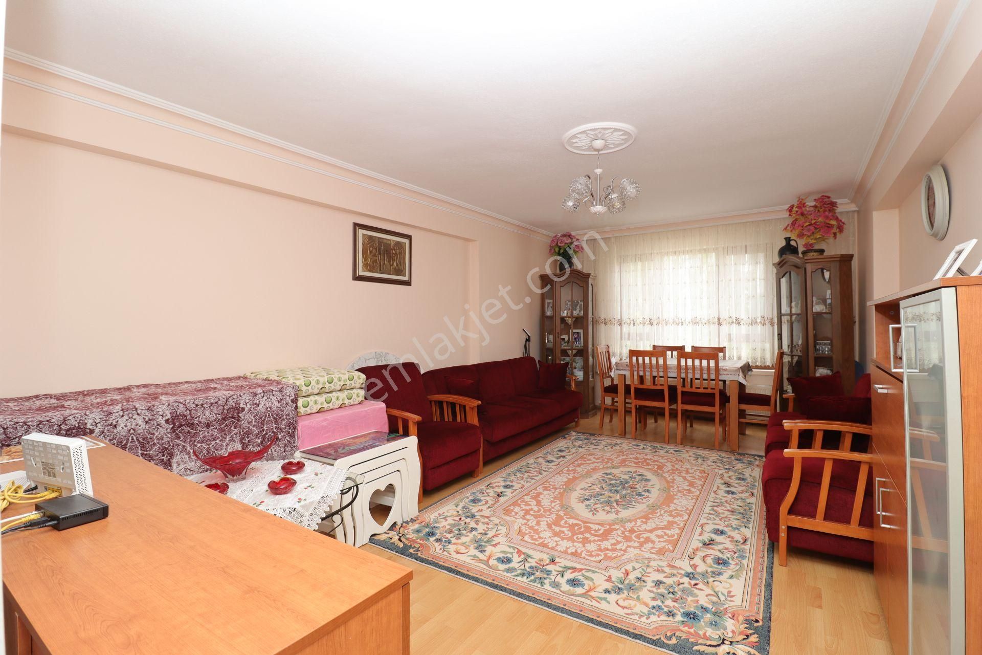 Eryaman Yht/a Lıfe Hstn Yakını Ön Cephe 1.ara Katta 3+1 Daire - Görsel 9