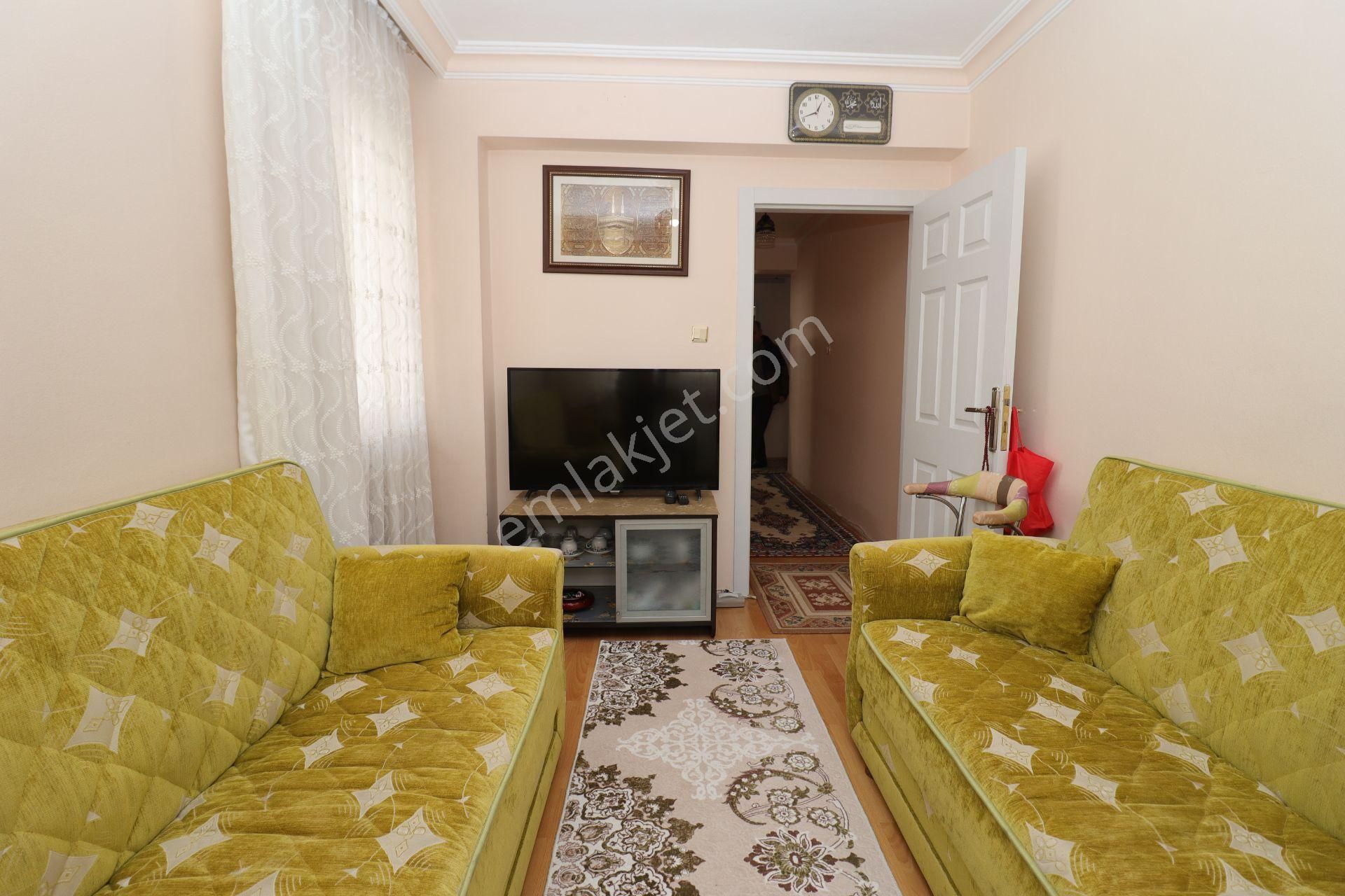 Eryaman Yht/a Lıfe Hstn Yakını Ön Cephe 1.ara Katta 3+1 Daire - Görsel 19