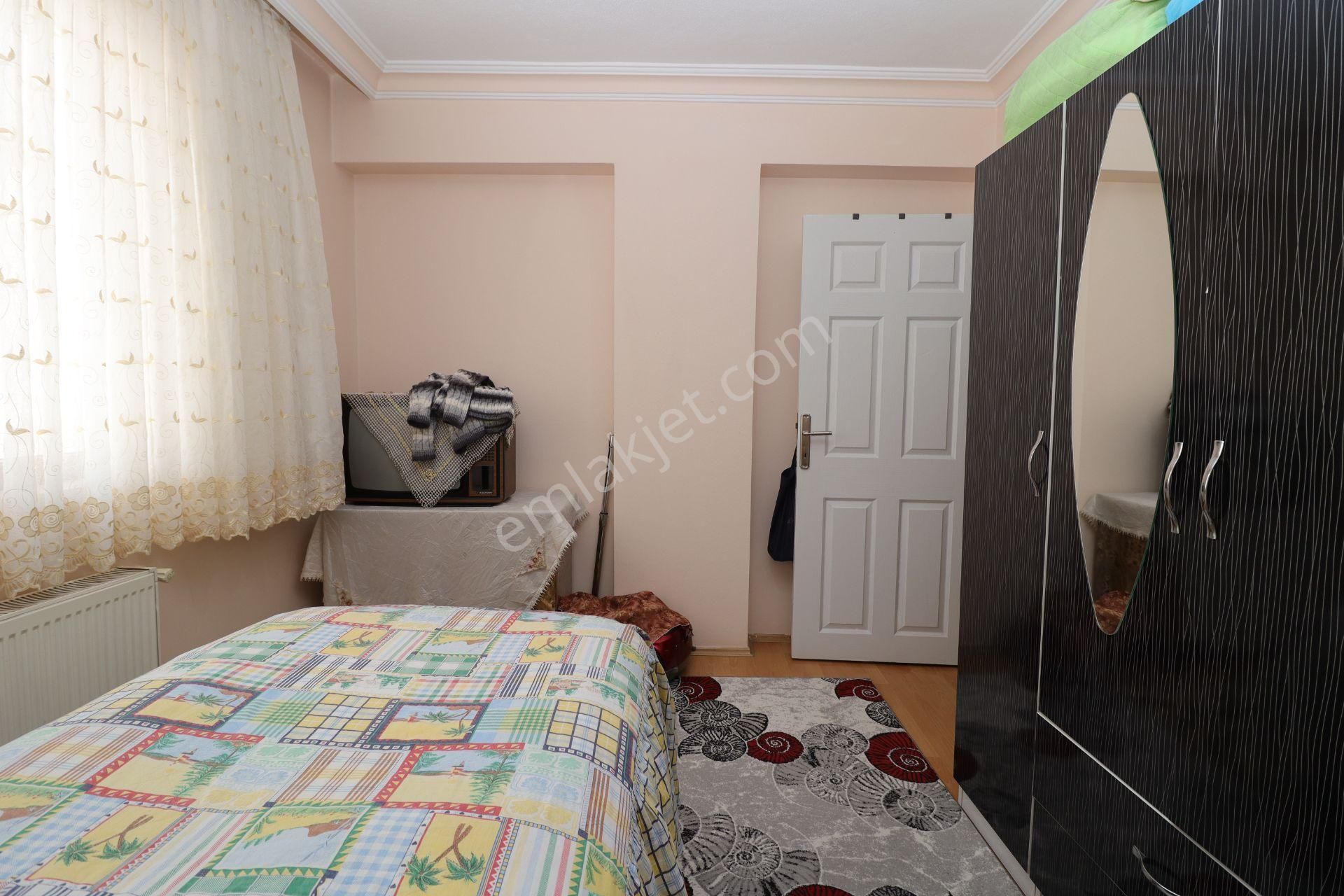 Eryaman Yht/a Lıfe Hstn Yakını Ön Cephe 1.ara Katta 3+1 Daire - Görsel 14