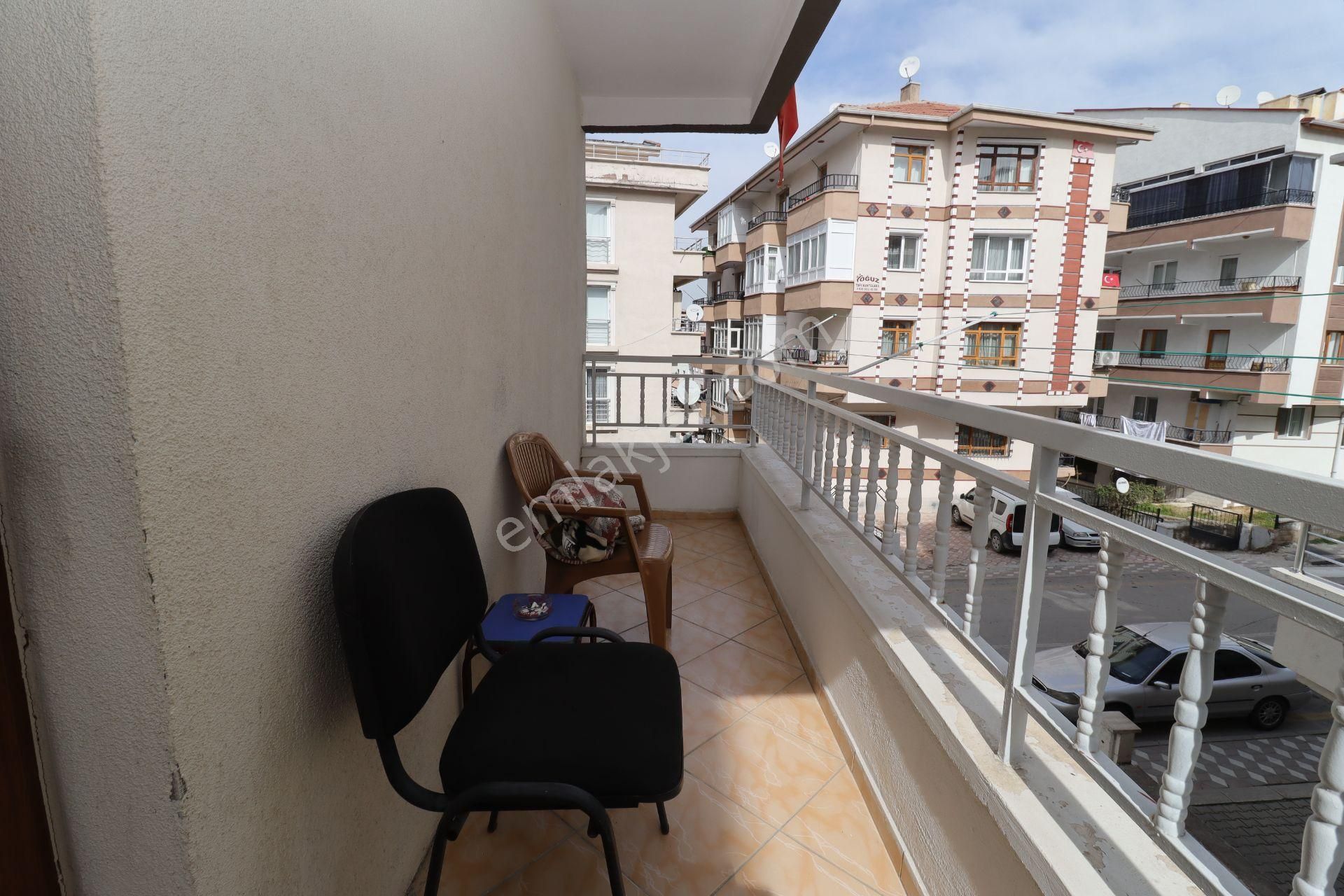 Eryaman Yht/a Lıfe Hstn Yakını Ön Cephe 1.ara Katta 3+1 Daire - Görsel 6