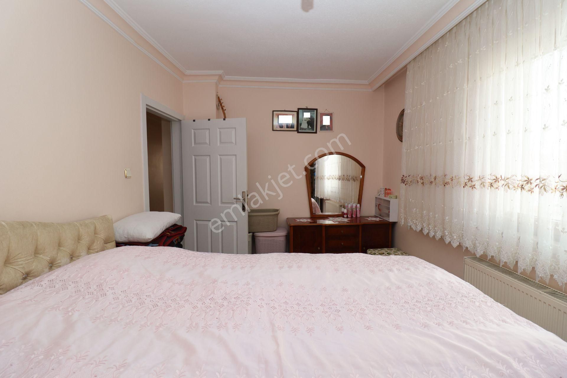 Eryaman Yht/a Lıfe Hstn Yakını Ön Cephe 1.ara Katta 3+1 Daire - Görsel 24