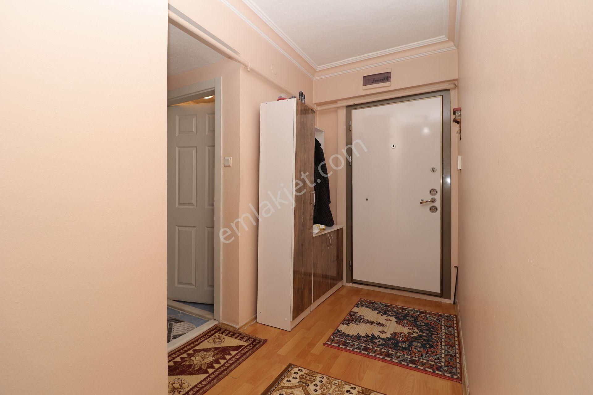 Eryaman Yht/a Lıfe Hstn Yakını Ön Cephe 1.ara Katta 3+1 Daire - Görsel 11