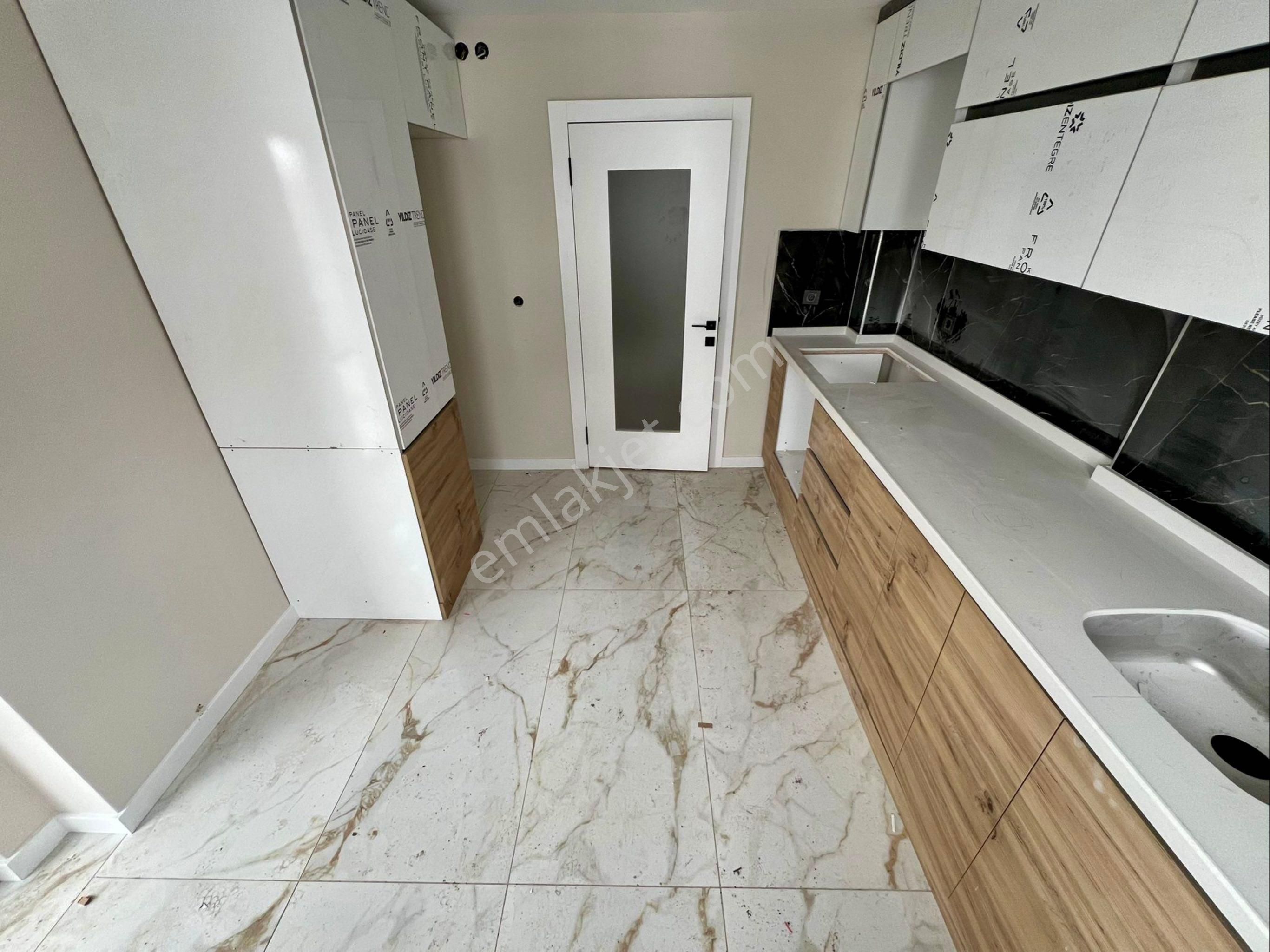 Yenikent Fevzi Çakmak Mah. Ara Kat Oturuma Hazır Sıfır Daireler. - Görsel 9