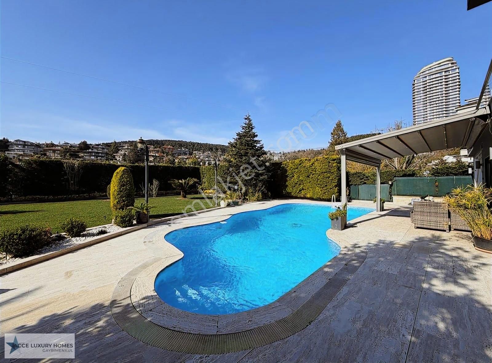 Acarkent'te Düz Girişli Ve Büyük Bahçeli Modern Satılık Villa - Görsel 30