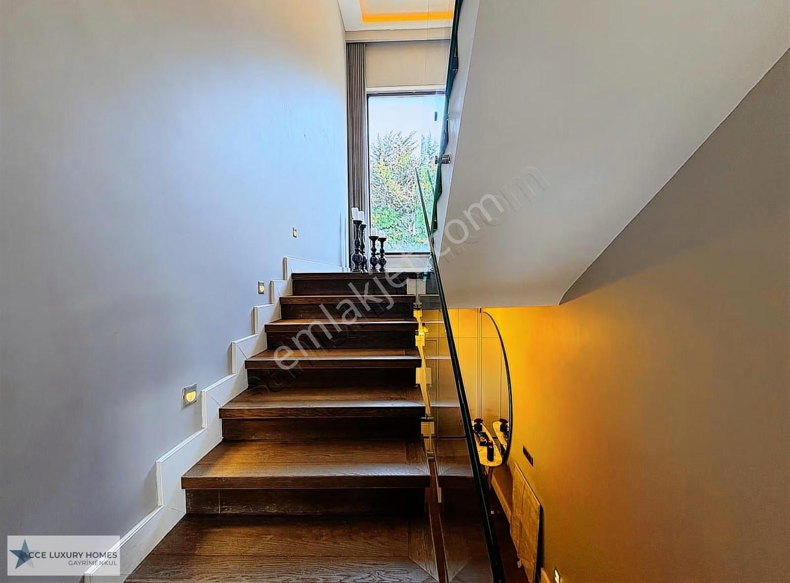 Acarkent'te Düz Girişli Ve Büyük Bahçeli Modern Satılık Villa - Görsel 5