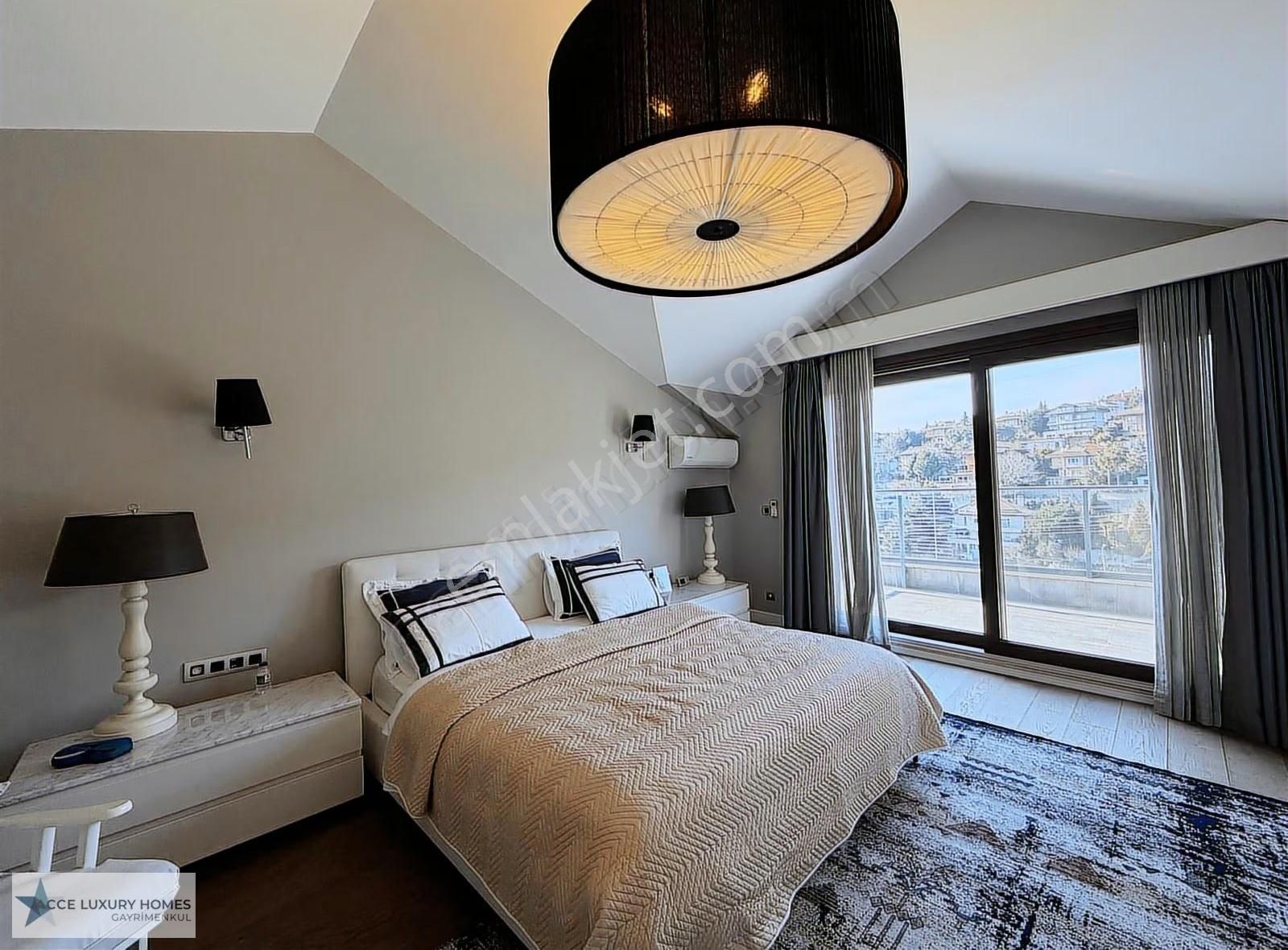 Acarkent'te Düz Girişli Ve Büyük Bahçeli Modern Satılık Villa - Görsel 9