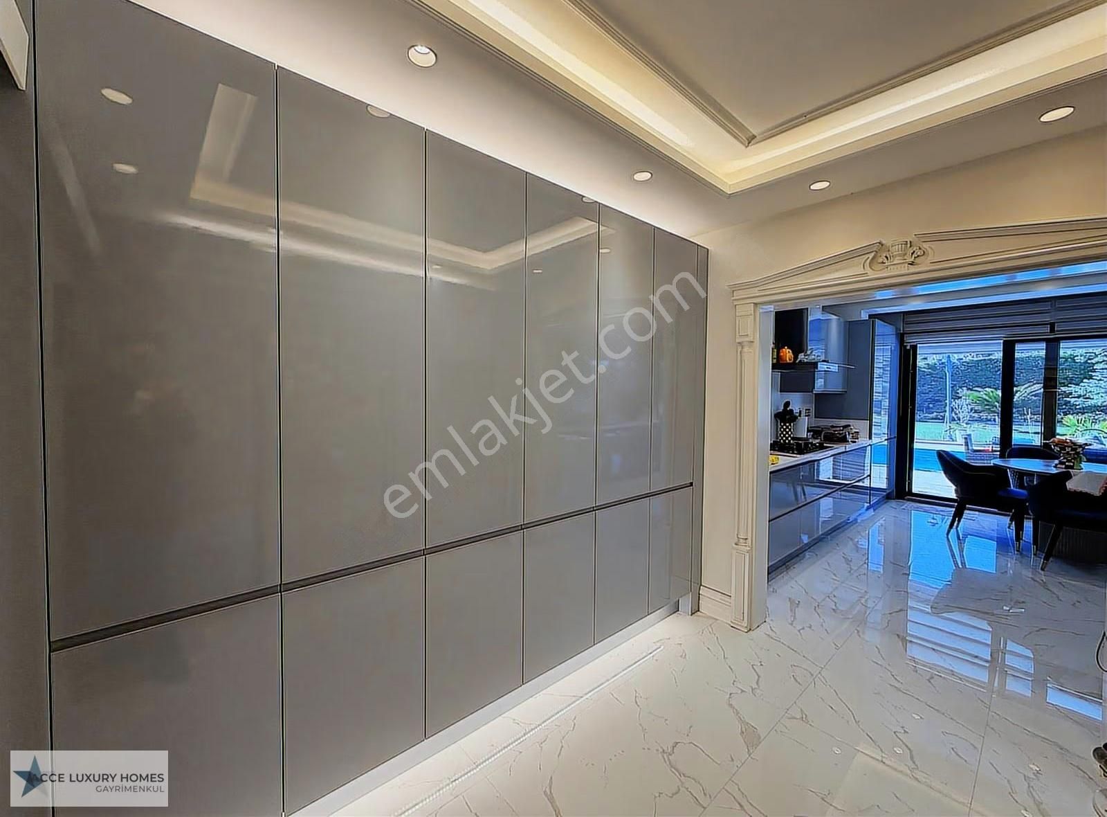 Acarkent'te Düz Girişli Ve Büyük Bahçeli Modern Satılık Villa - Görsel 18