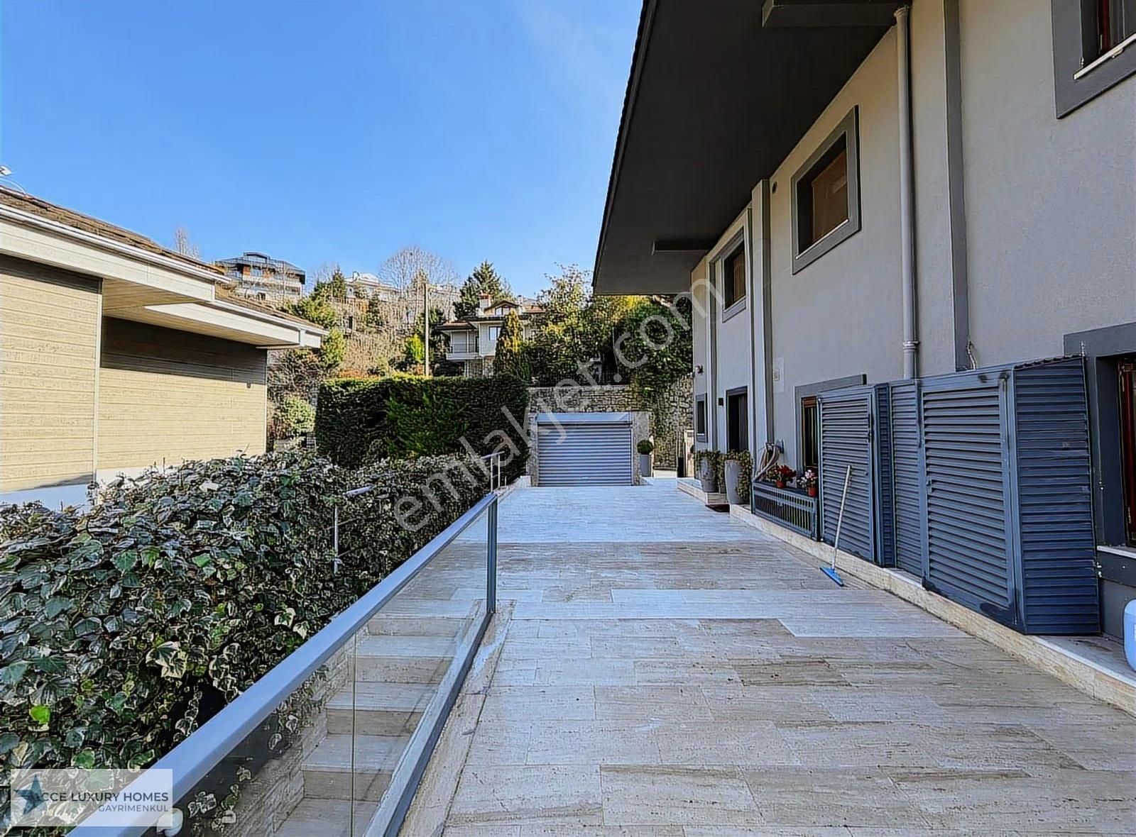 Acarkent'te Düz Girişli Ve Büyük Bahçeli Modern Satılık Villa - Görsel 31