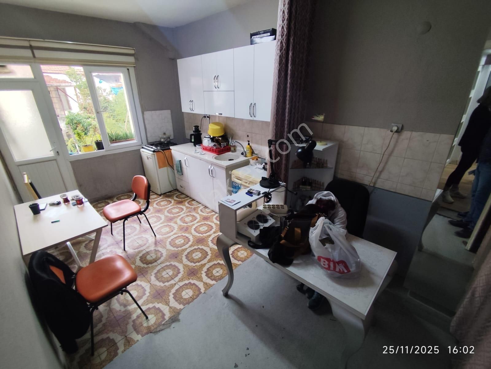 Vega'dan Akdeniz Camii Şerif Mahallesin De Satılık Geniş 3+1 Daire - Görsel 16