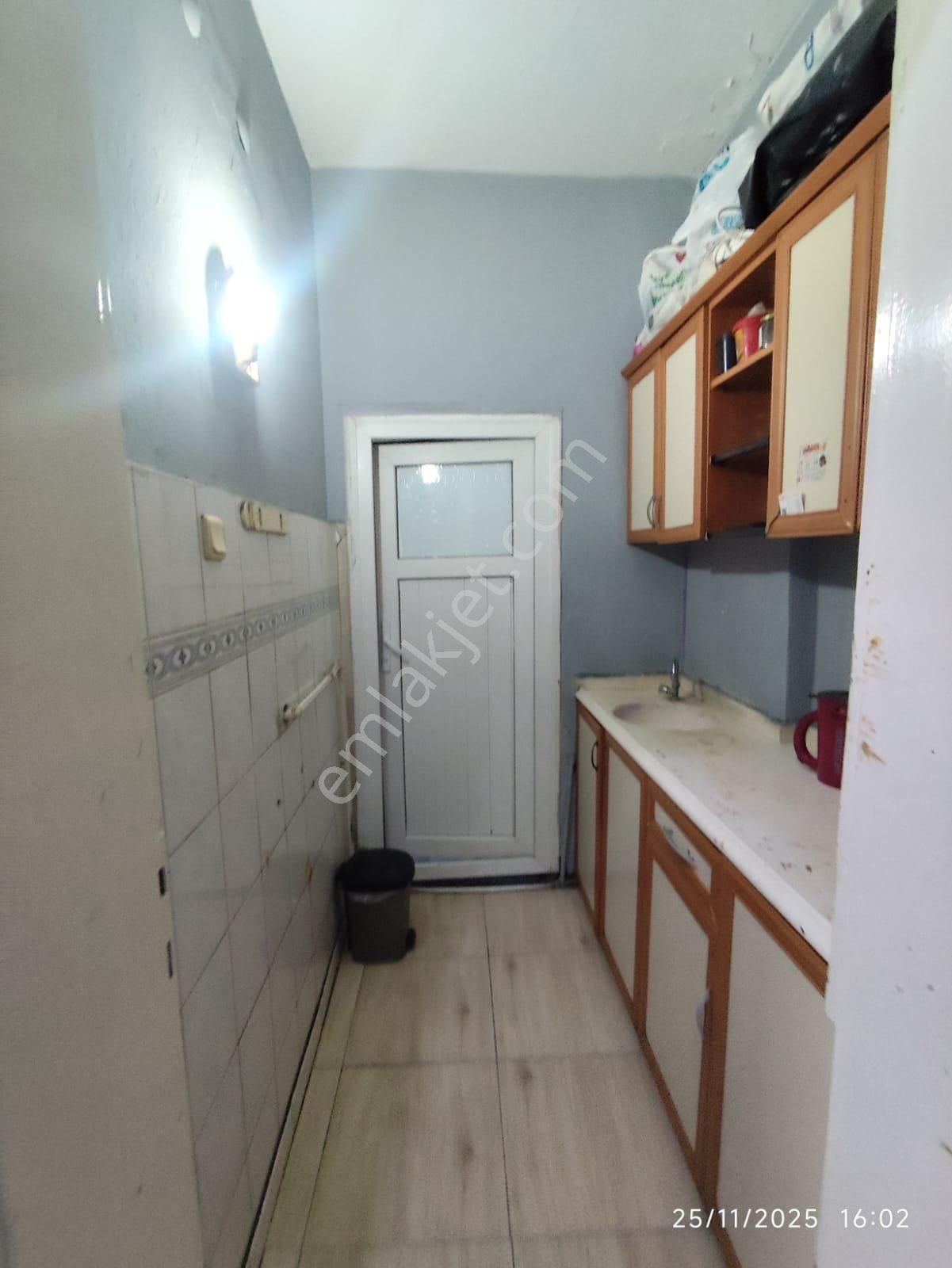 Vega'dan Akdeniz Camii Şerif Mahallesin De Satılık Geniş 3+1 Daire - Görsel 7