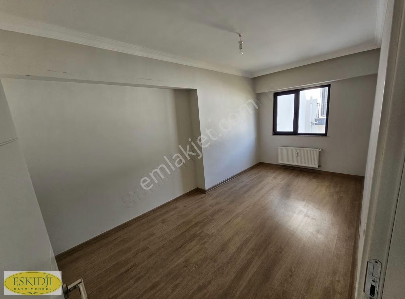 Çanakkale Hamidiye Mahallesinde Kiralık 2+1 Daire - Görsel 4