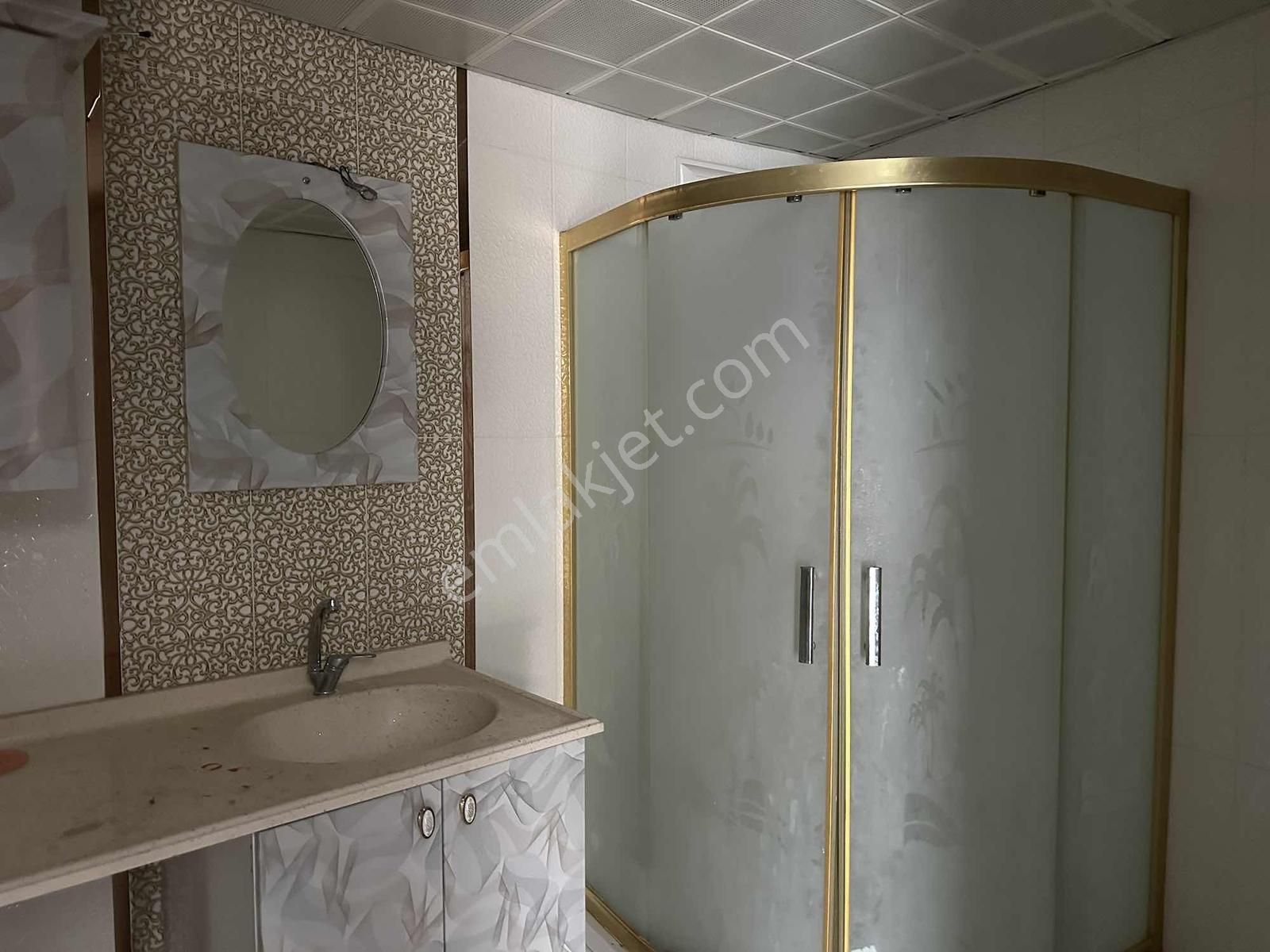 Öz-er Gayrimenkul'den Barışmanço Caddesinde 3+1 Kiralık Daire - Görsel 28