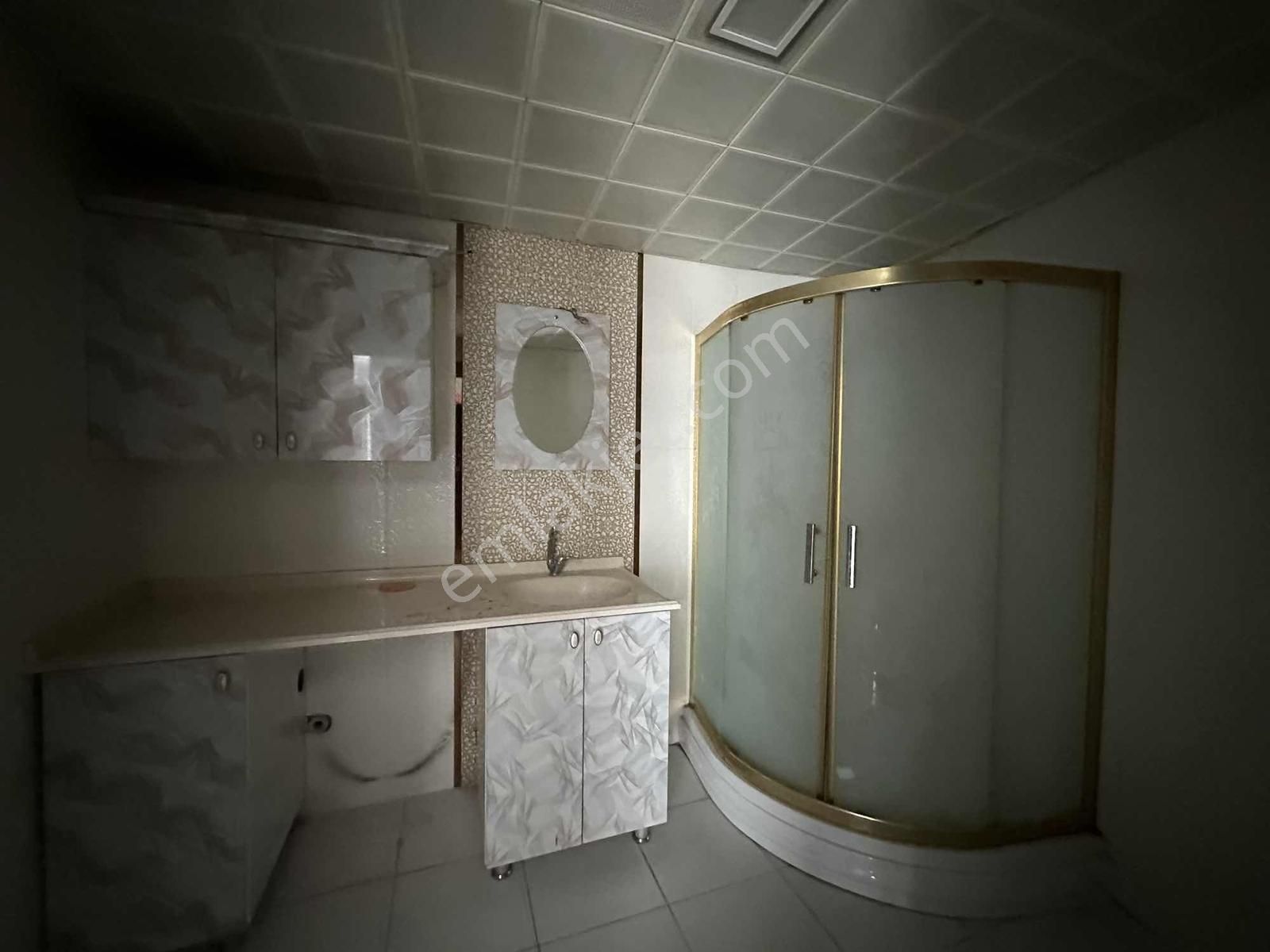 Öz-er Gayrimenkul'den Barışmanço Caddesinde 3+1 Kiralık Daire - Görsel 29