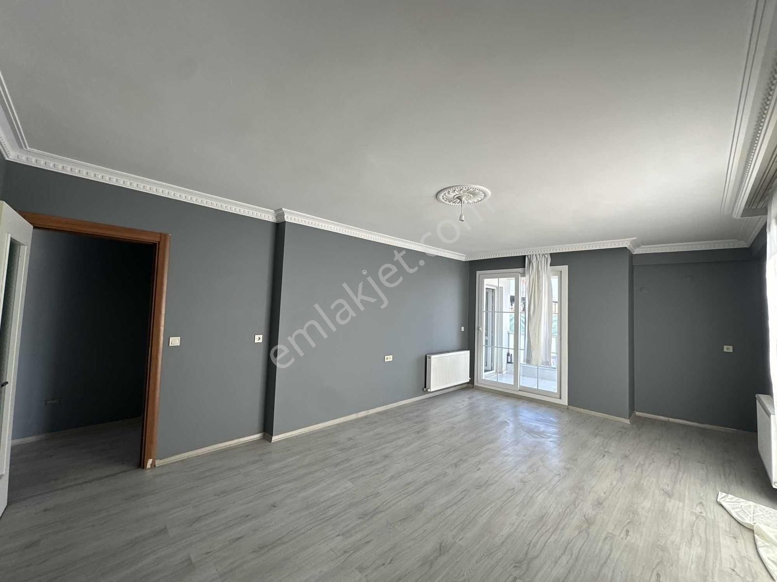 Öz-er Gayrimenkul'den Barışmanço Caddesinde 3+1 Kiralık Daire - Görsel 19