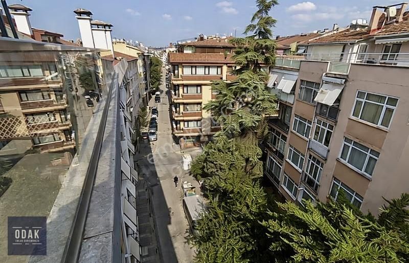 Odak'tan Yaverbey Sokak'ta Genç Binada Teraslı Dubleks - Görsel 10